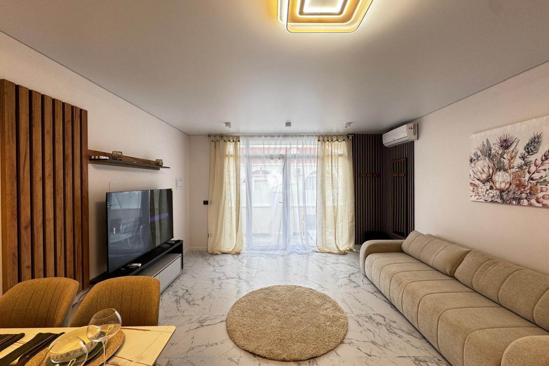 Aus zweiter Hand - Bungalow -
Torrevieja - La Siesta - El Salado - Torreta