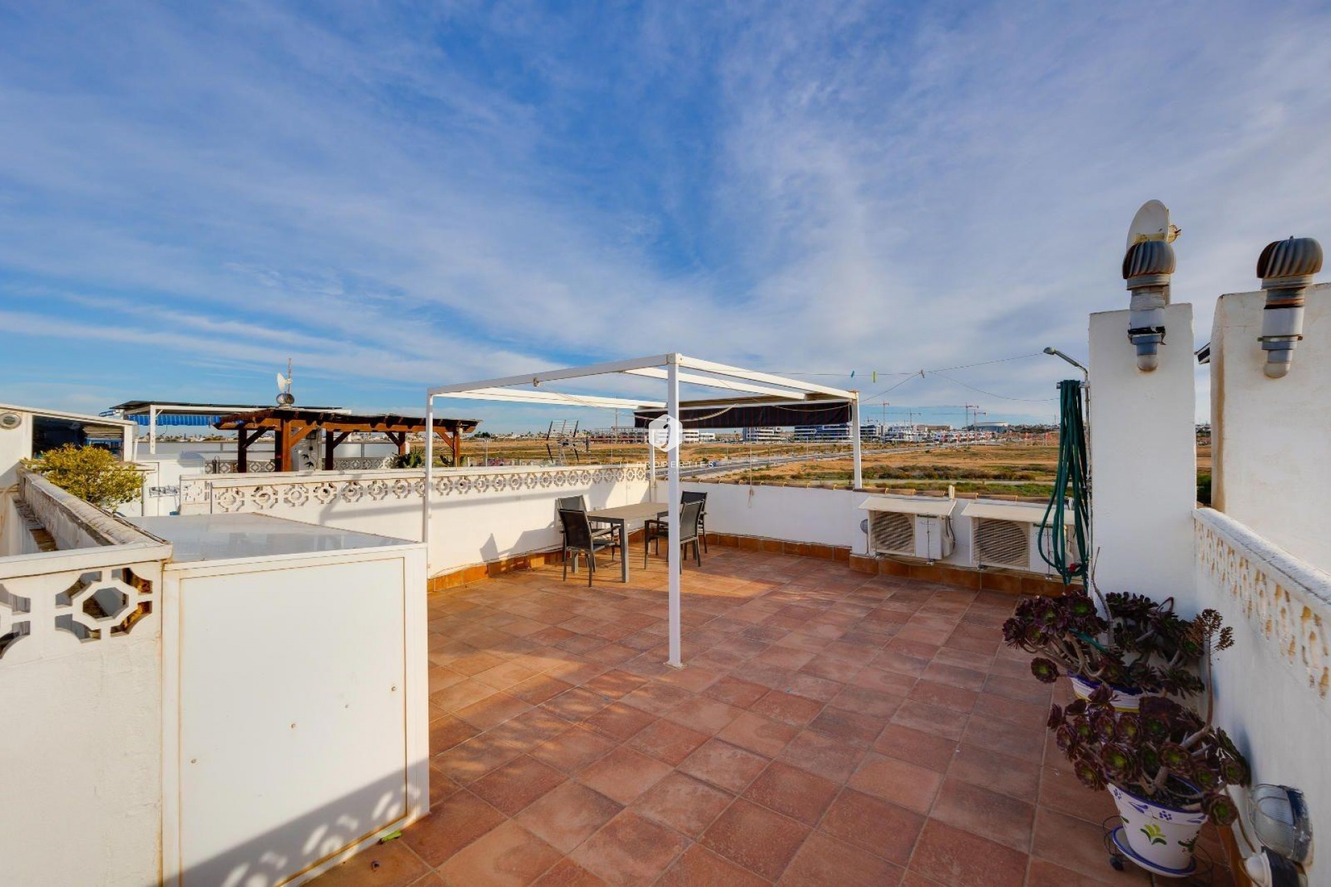 Aus zweiter Hand - Bungalow -
Torrevieja - La Siesta - El Salado - Torreta