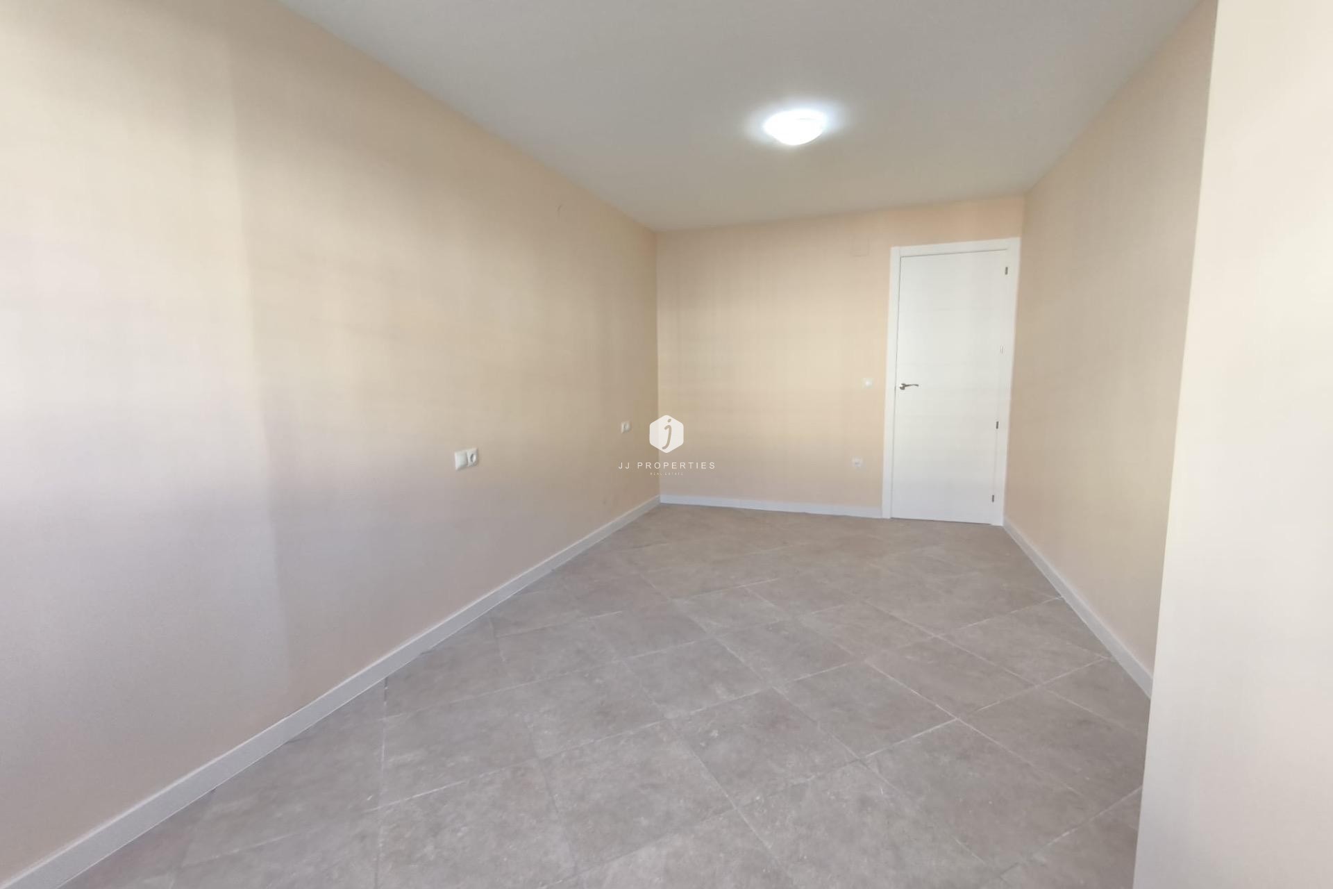 Aus zweiter Hand - Bungalow -
Torrevieja - La Siesta - El Salado - Torreta