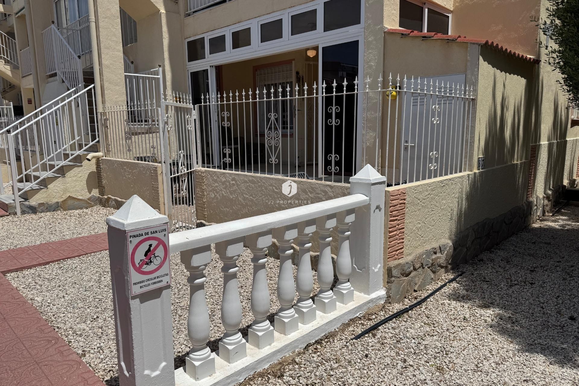 Aus zweiter Hand - Bungalow -
Torrevieja - La Siesta - El Salado - Torreta