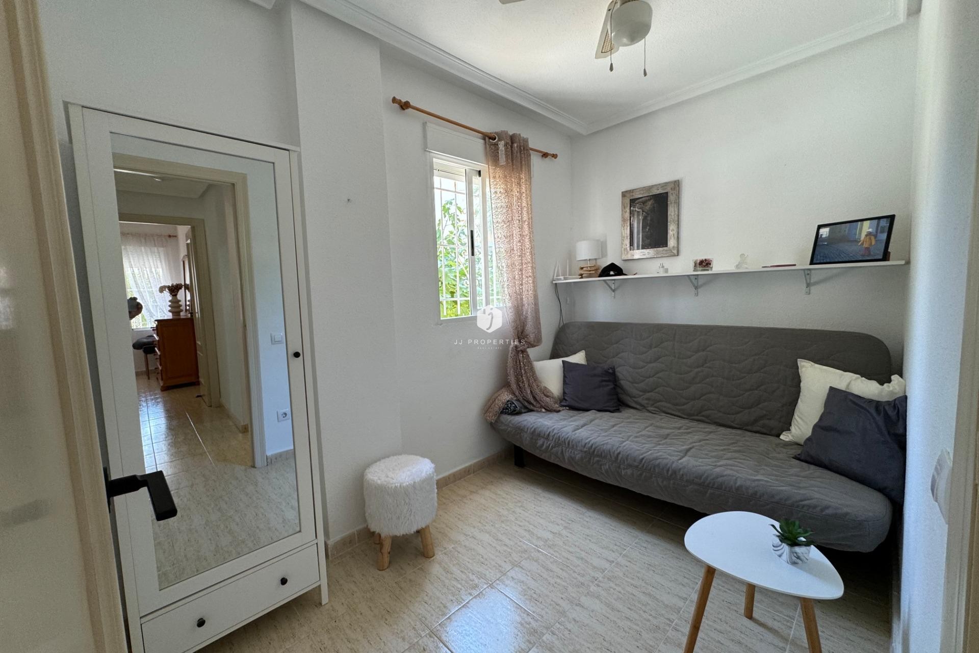 Aus zweiter Hand - Bungalow -
Torrevieja - La Siesta - El Salado - Torreta