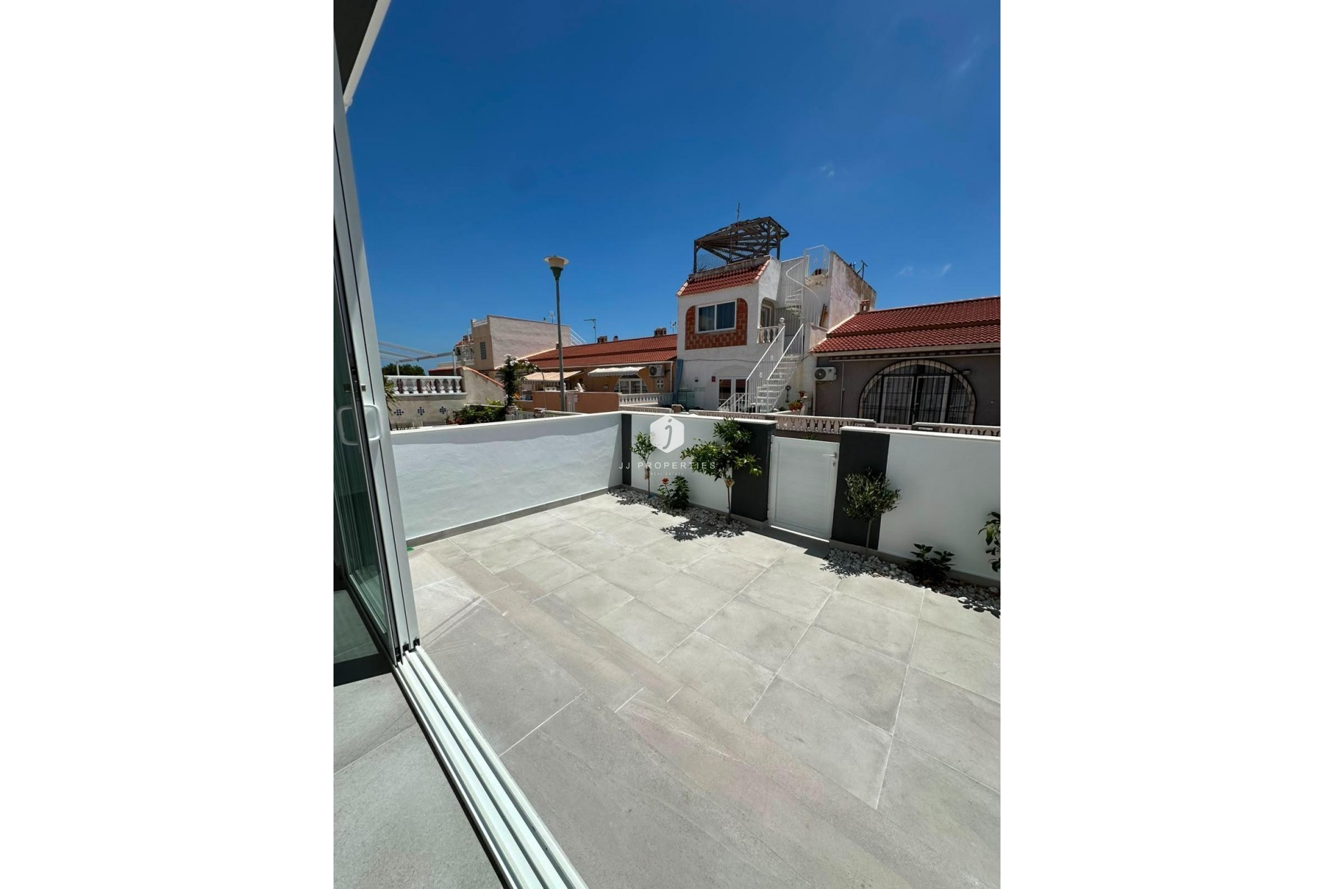 Aus zweiter Hand - Bungalow -
Torrevieja - La Siesta - El Salado - Torreta