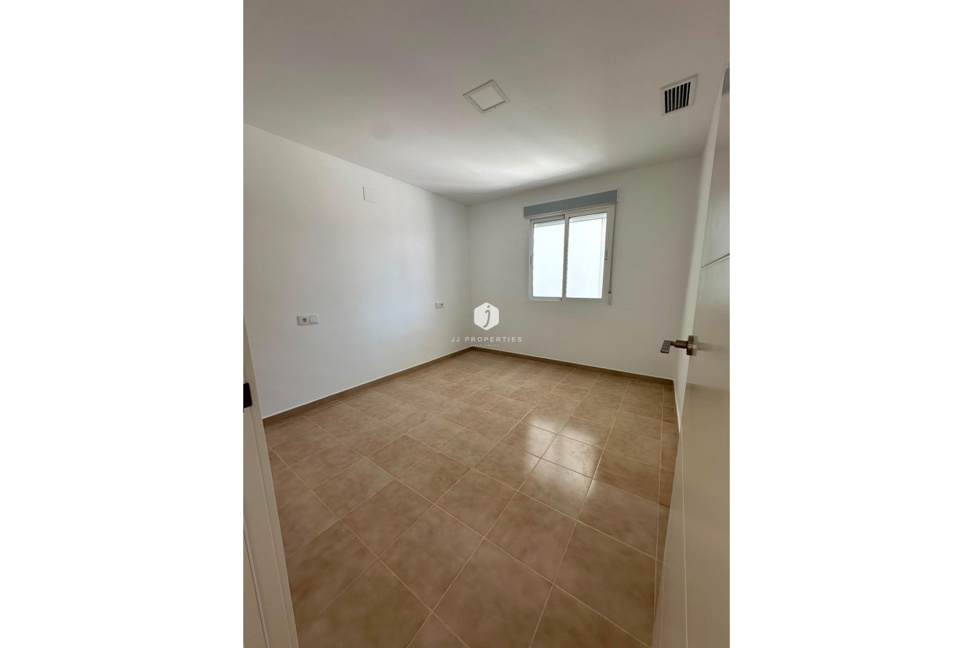 Aus zweiter Hand - Bungalow -
Torrevieja - La Siesta - El Salado - Torreta