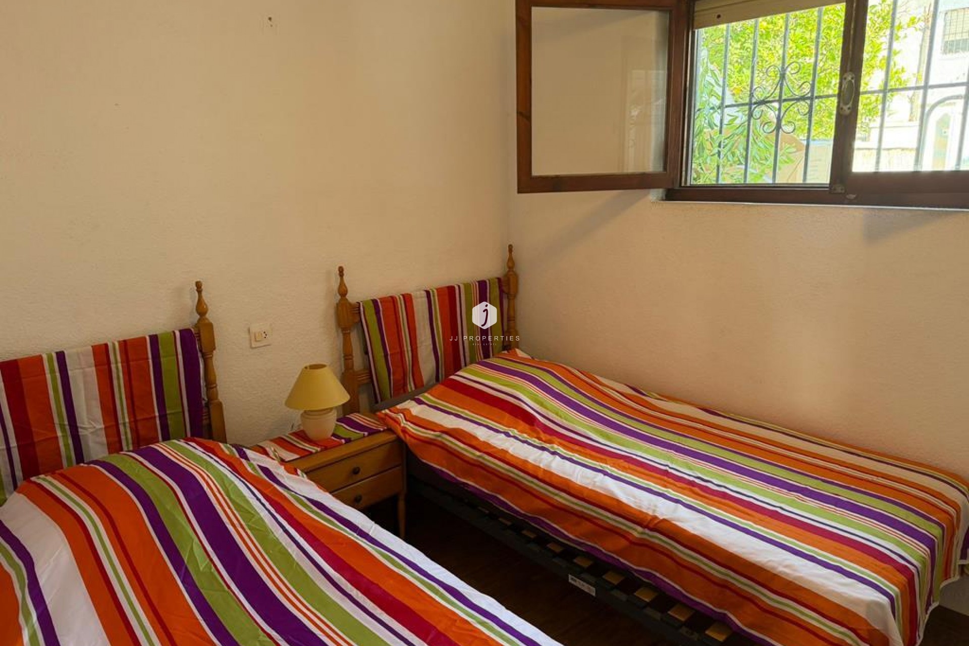 Aus zweiter Hand - Bungalow -
Torrevieja - LA TORRETAS