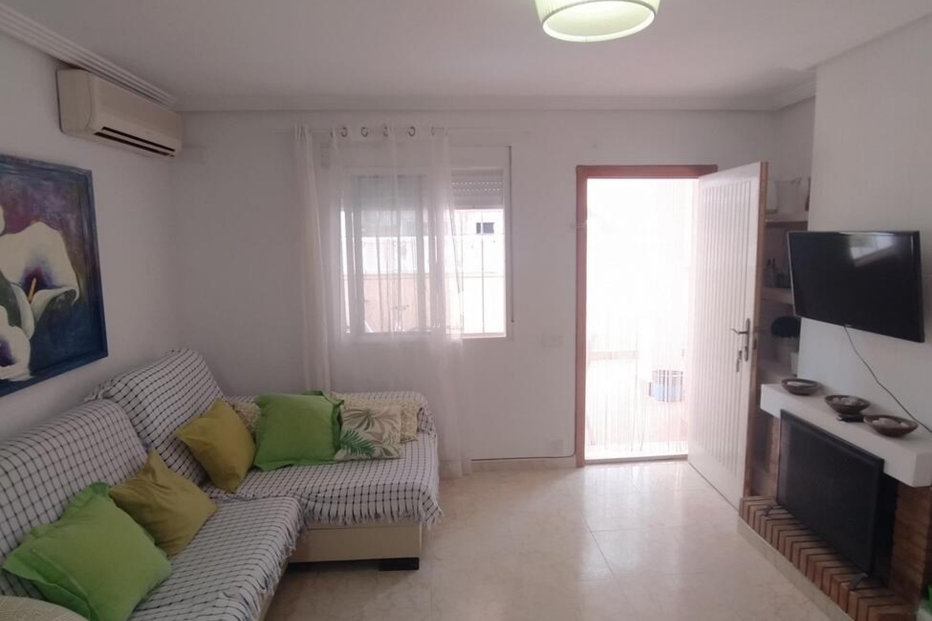 Aus zweiter Hand - Bungalow -
Torrevieja - LA VELETA MAR AZUL