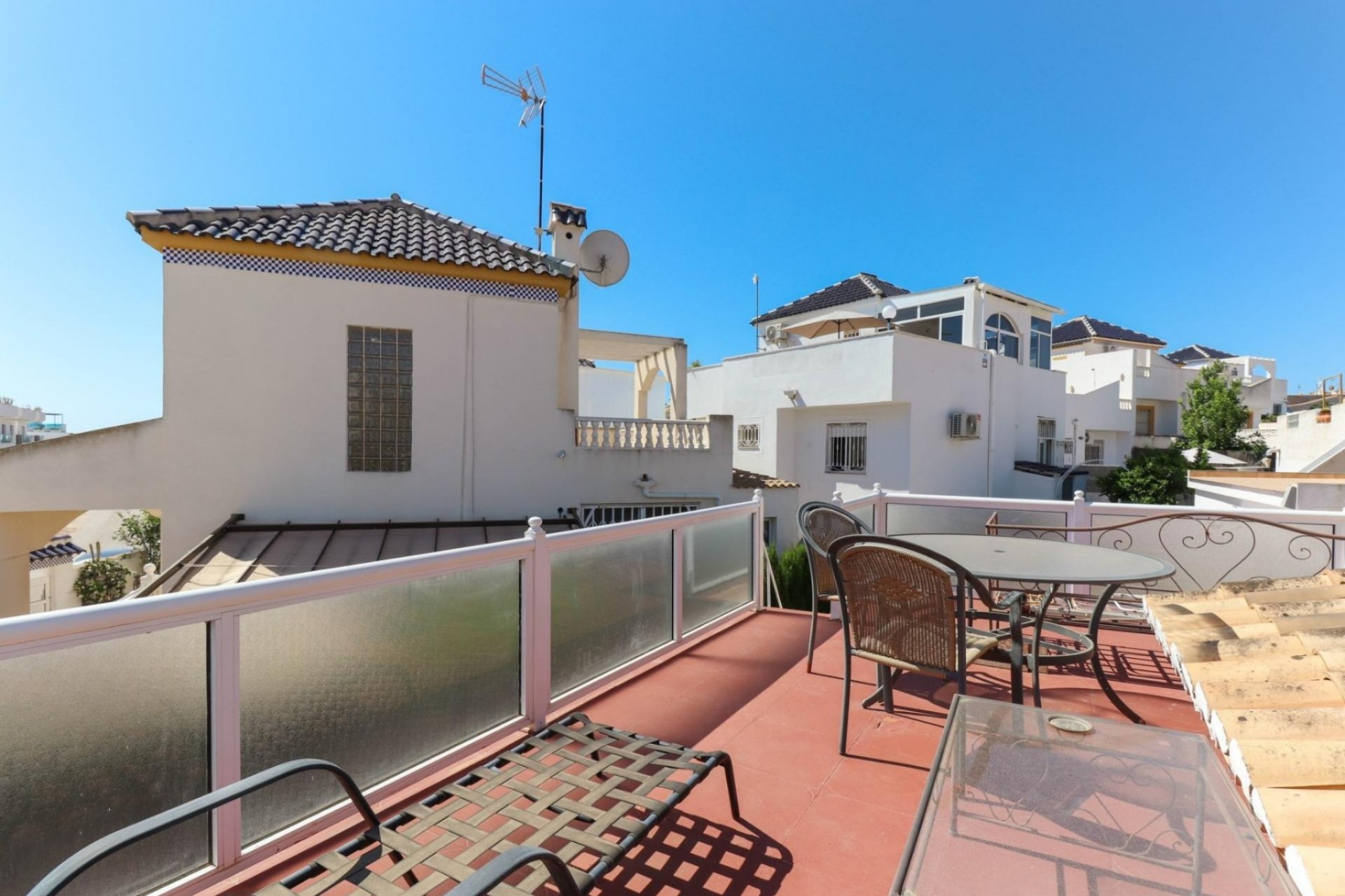 Aus zweiter Hand - Bungalow -
Torrevieja - Los balcones