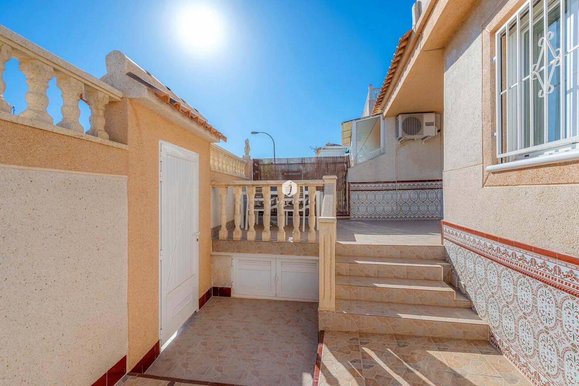 Aus zweiter Hand - Bungalow -
Torrevieja - Los Balcones