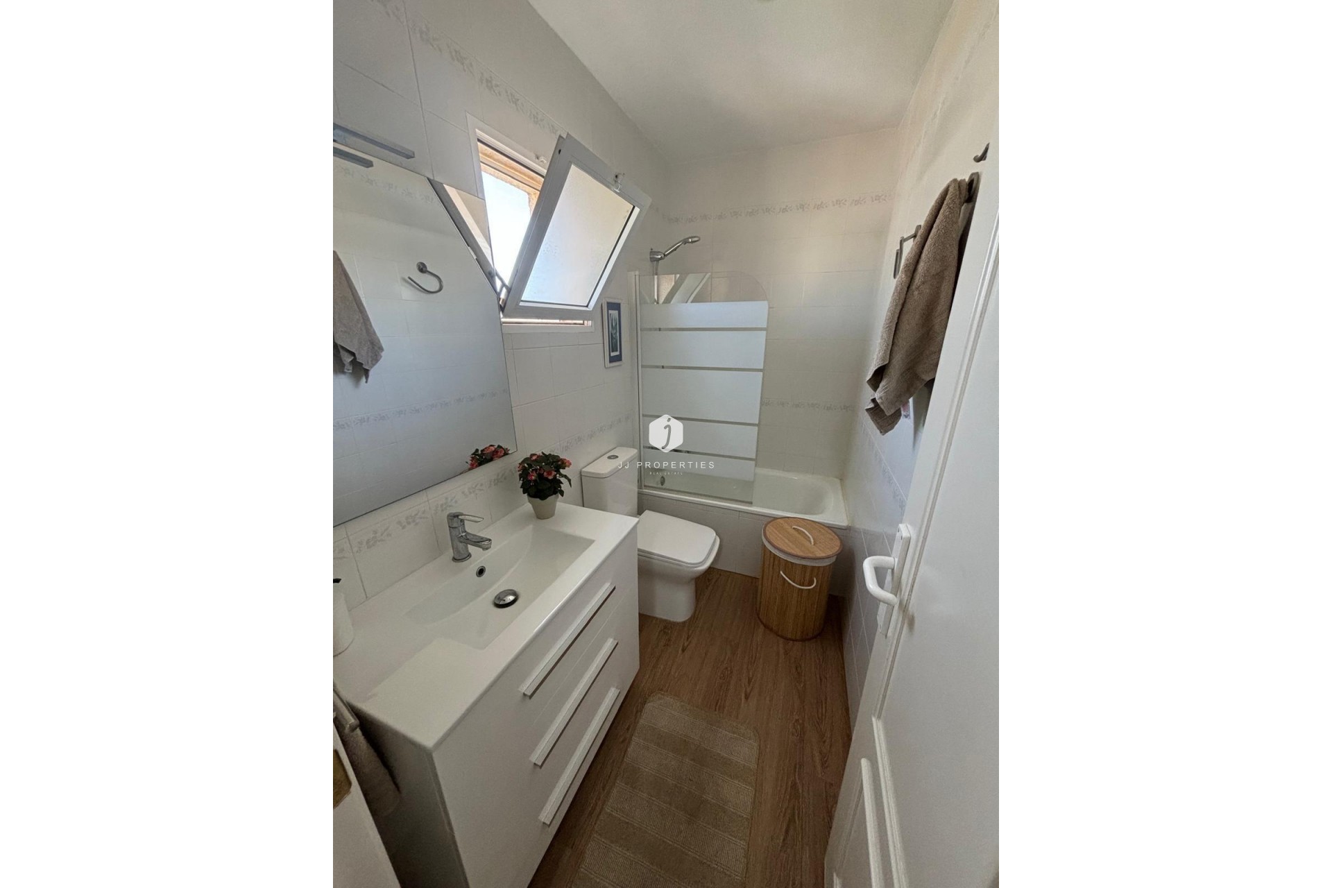 Aus zweiter Hand - Bungalow -
Torrevieja - Los Balcones