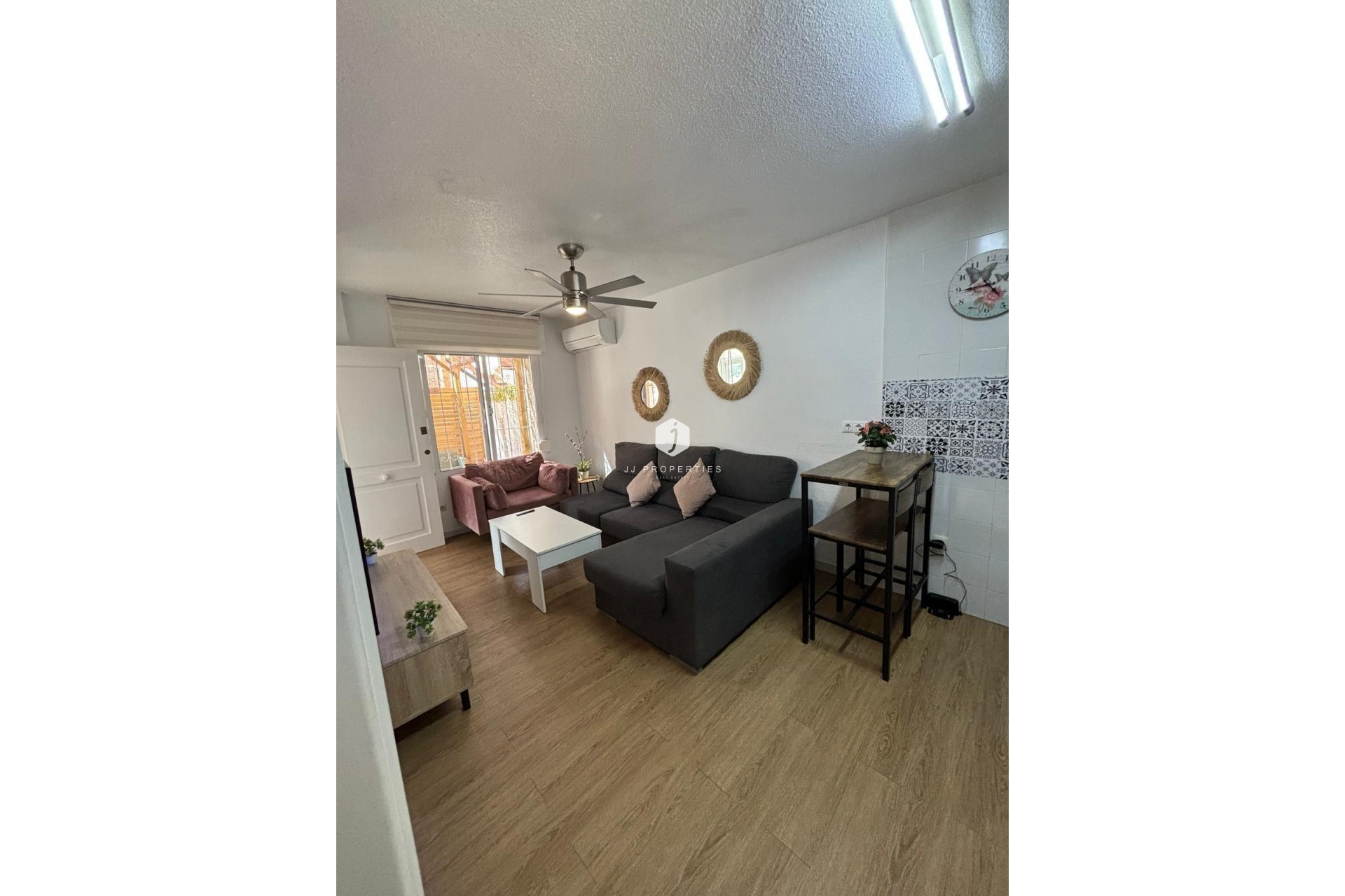 Aus zweiter Hand - Bungalow -
Torrevieja - Los Balcones