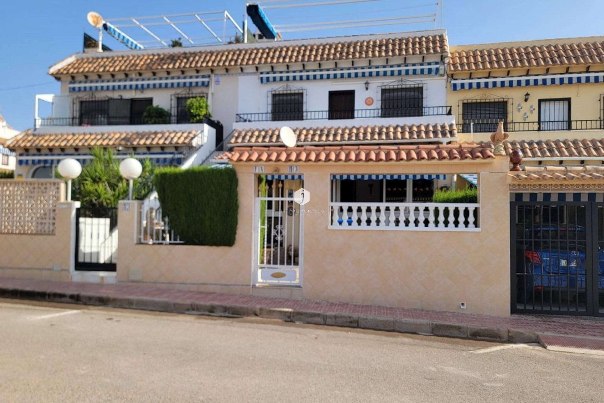 Aus zweiter Hand - Bungalow -
Torrevieja - Los Frutales
