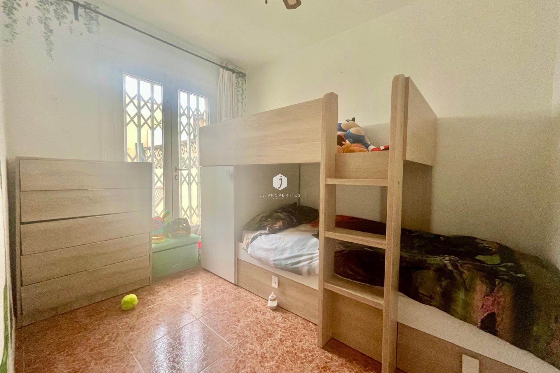 Aus zweiter Hand - Bungalow -
Torrevieja - Paraje Natural