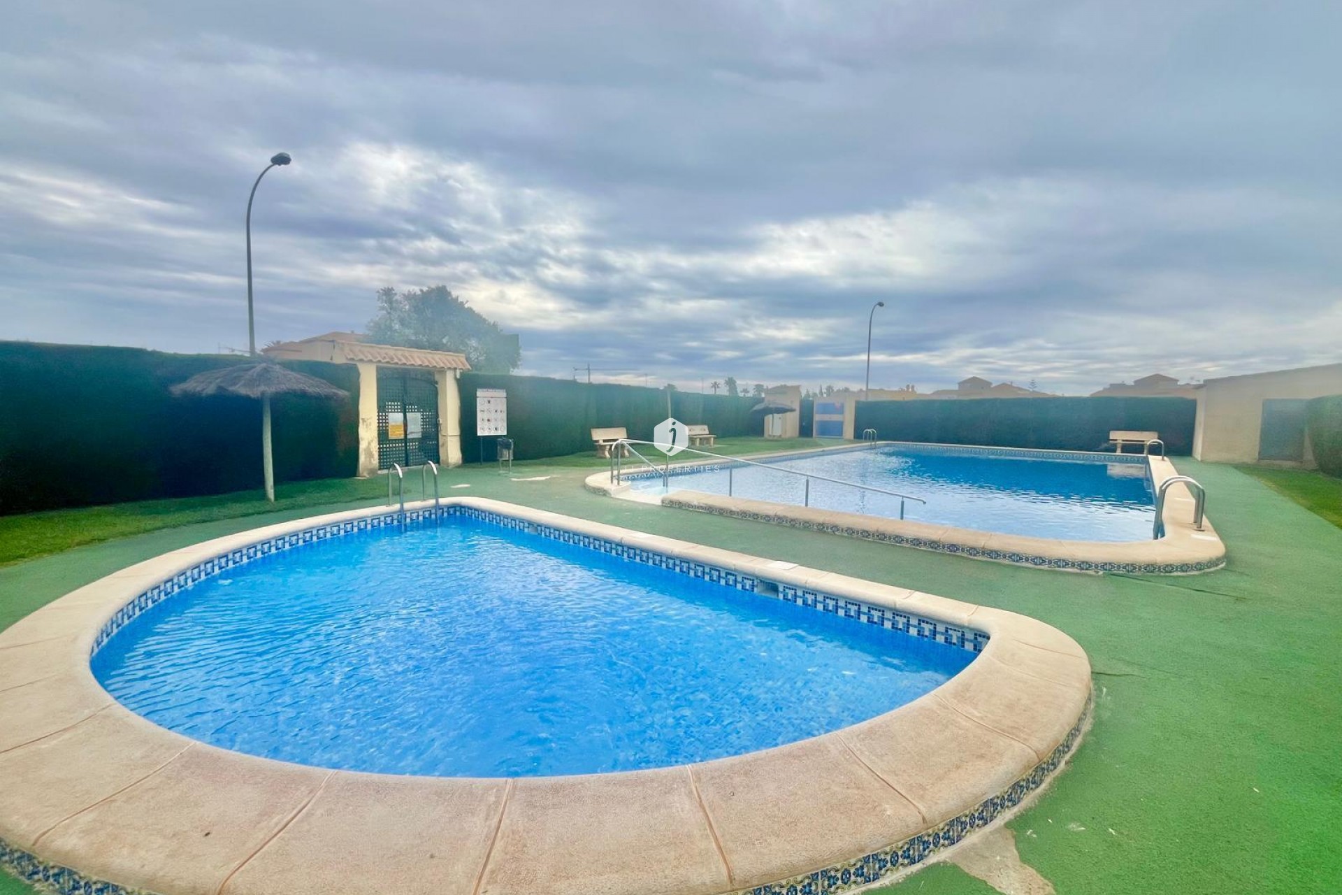 Aus zweiter Hand - Bungalow -
Torrevieja - Paraje Natural