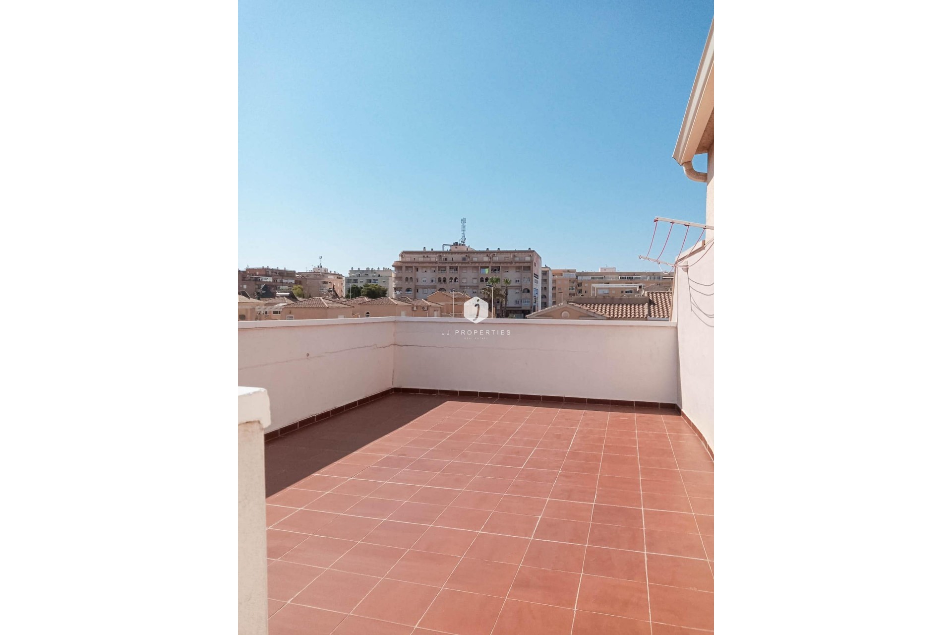 Aus zweiter Hand - Bungalow -
Torrevieja - Parque Acuático - Sector 25