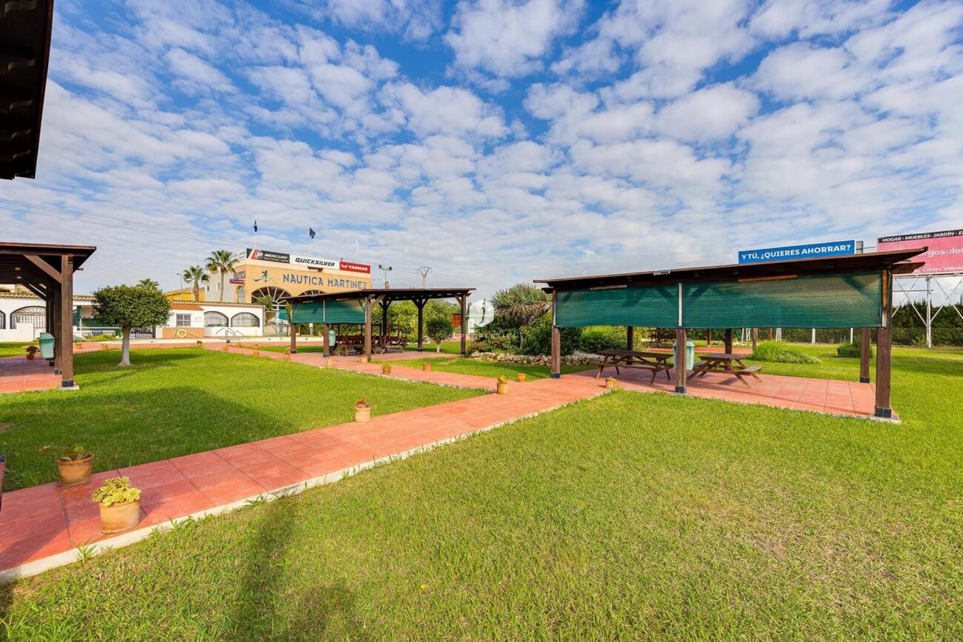 Aus zweiter Hand - Bungalow -
Torrevieja - PARQUE DE LAS NACIONES