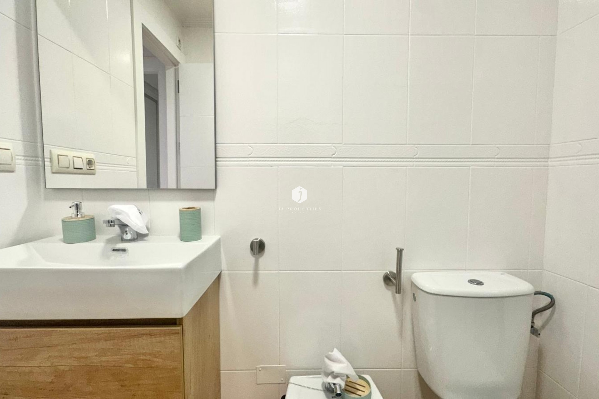 Aus zweiter Hand - Bungalow -
Torrevieja - Playa de los Locos