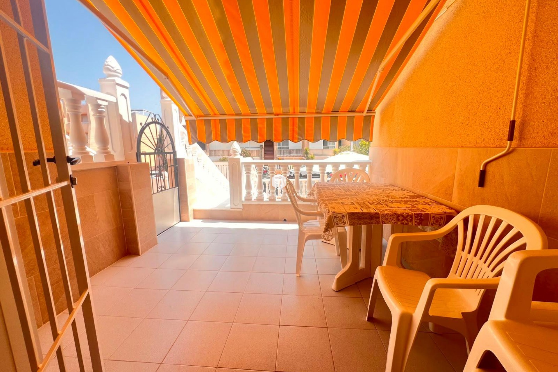 Aus zweiter Hand - Bungalow -
Torrevieja - Torrejón