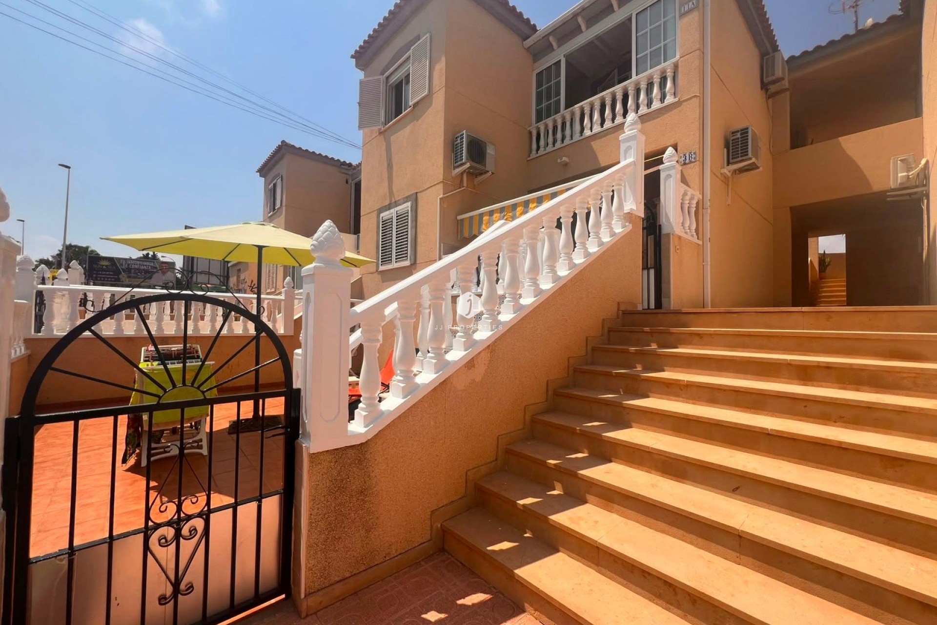 Aus zweiter Hand - Bungalow -
Torrevieja - Torrejón