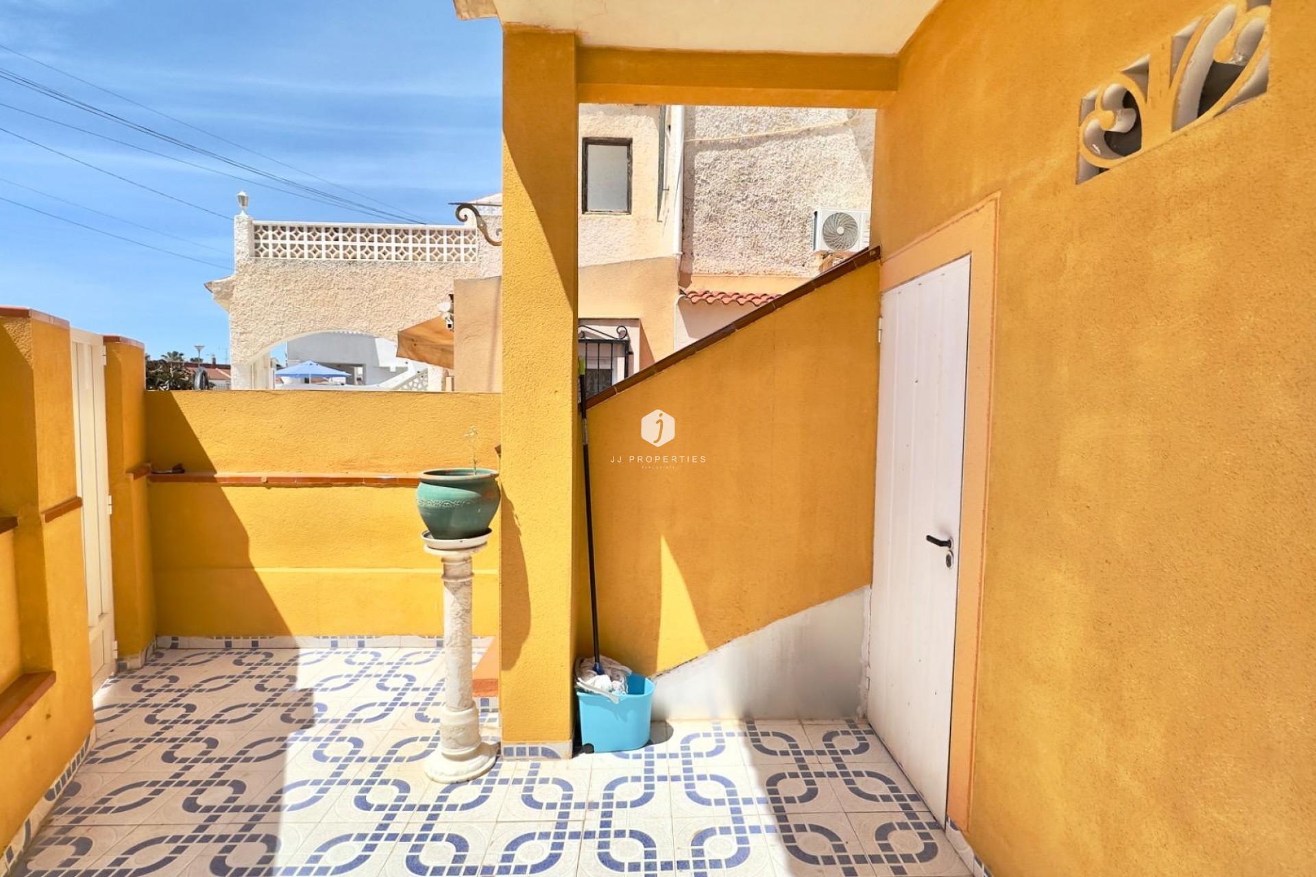 Aus zweiter Hand - Bungalow -
Torrevieja - Torretas