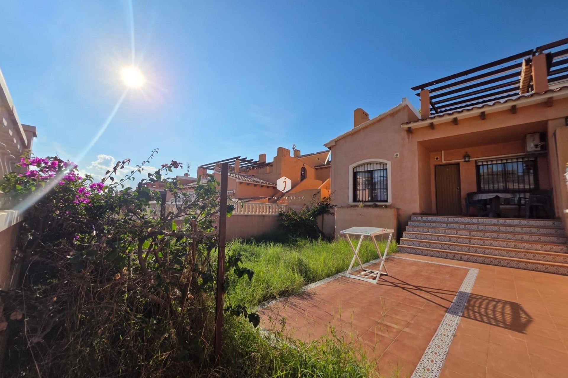 Aus zweiter Hand - Bungalow -
Torrevieja - Zona Los Frutales