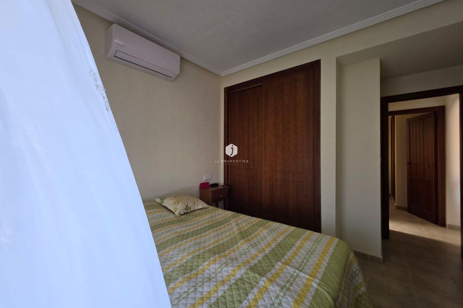 Aus zweiter Hand - Bungalow -
Torrevieja - Zona Los Frutales