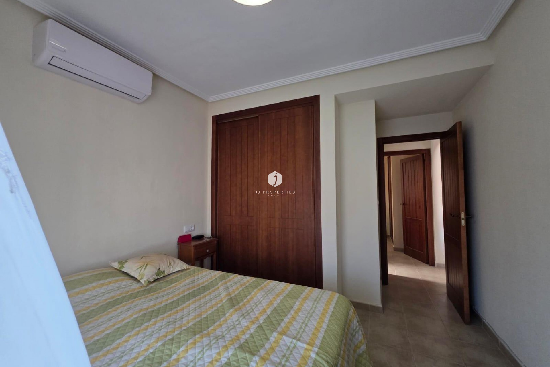 Aus zweiter Hand - Bungalow -
Torrevieja - Zona Los Frutales