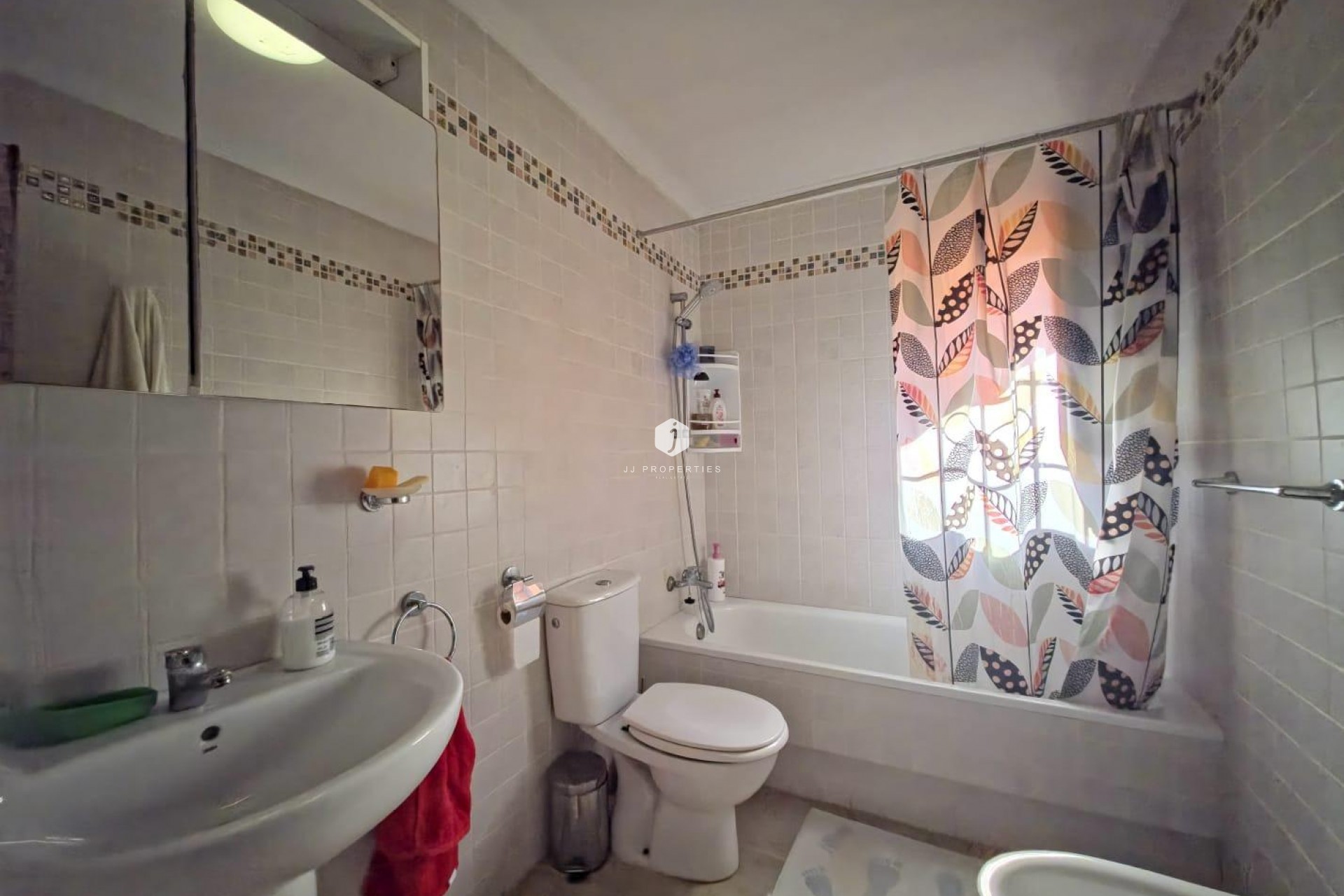 Aus zweiter Hand - Bungalow -
Torrevieja - Zona Los Frutales