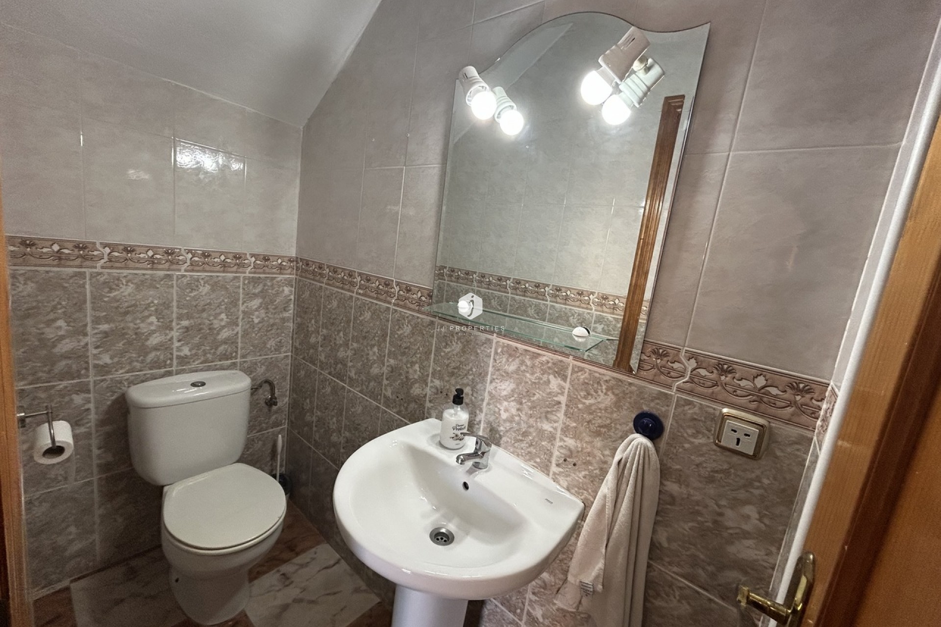 Aus zweiter Hand - Chalet -
Cabo Roig - Costa Blanca