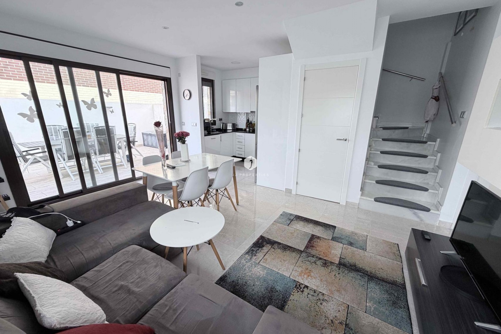 Aus zweiter Hand - Chalet -
Cabo Roig - Costa Blanca