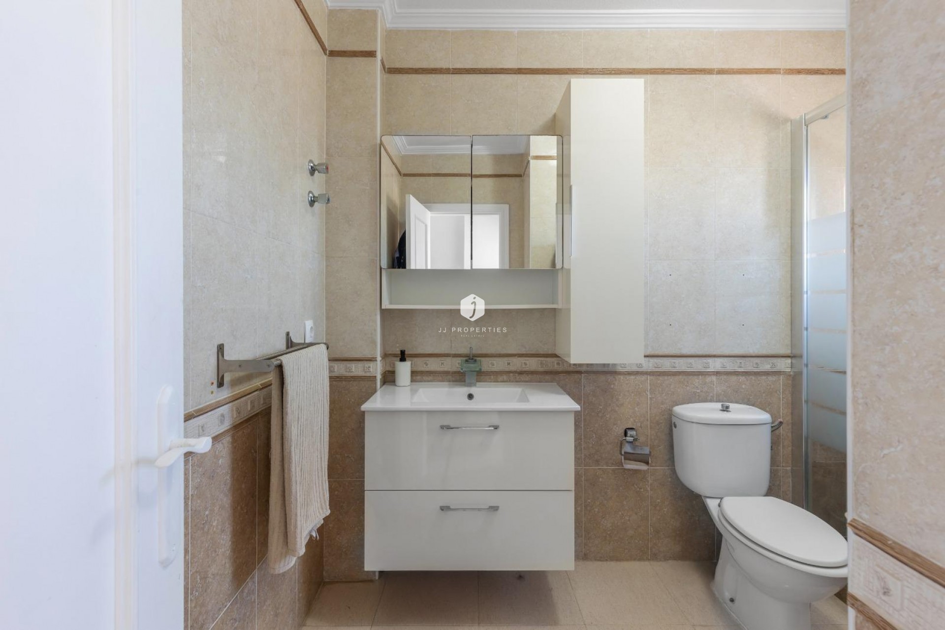 Aus zweiter Hand - Chalet -
Cabo Roig - Lomas de Cabo Roig