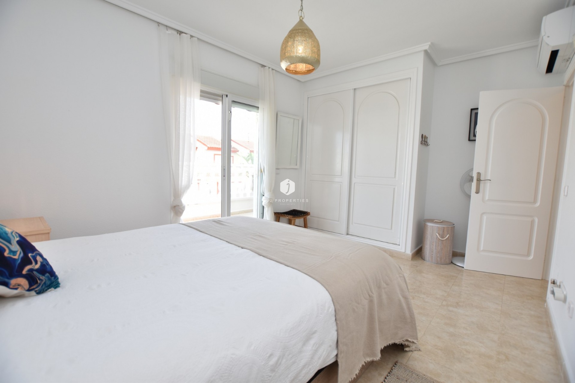 Aus zweiter Hand - Chalet -
Ciudad Quesada - Costa Blanca