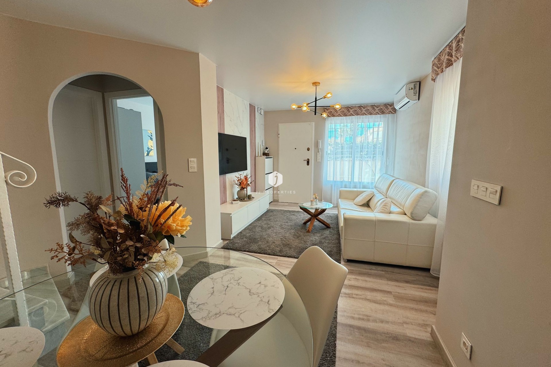 Aus zweiter Hand - Chalet -
Ciudad Quesada - Costa Blanca