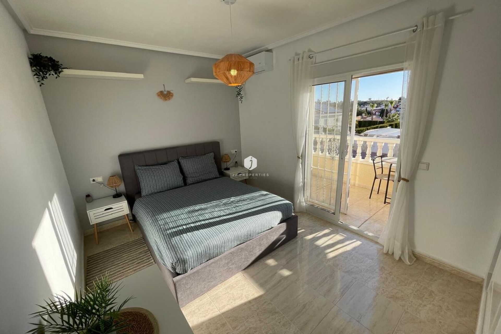 Aus zweiter Hand - Chalet -
Ciudad Quesada - Costa Blanca