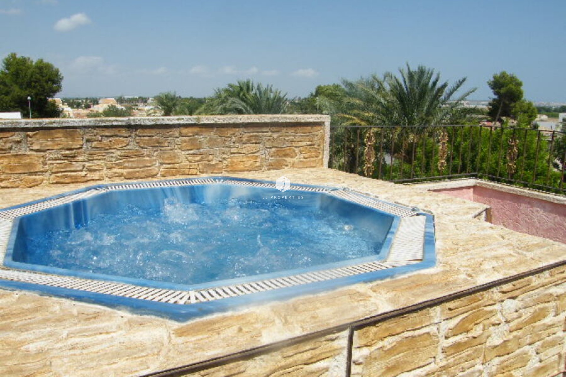 Aus zweiter Hand - Chalet -
Daya Nueva - Costa Blanca