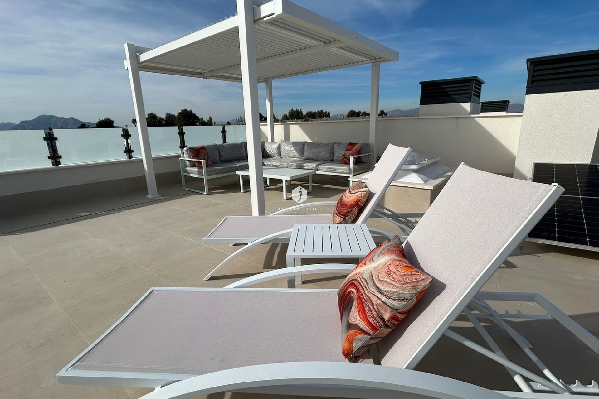 Aus zweiter Hand - Chalet -
Dolores - Costa Blanca