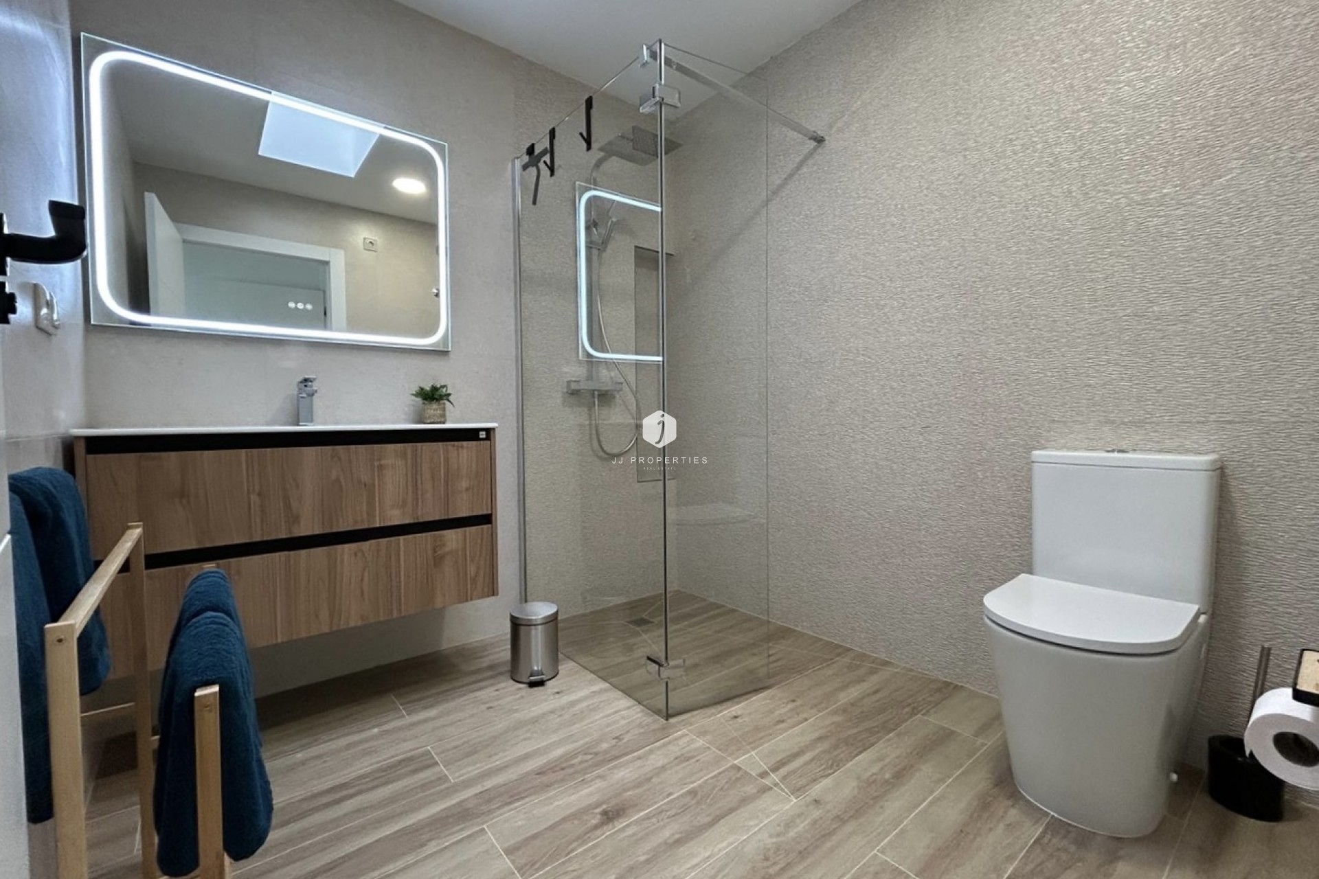 Aus zweiter Hand - Chalet -
Dolores - Costa Blanca