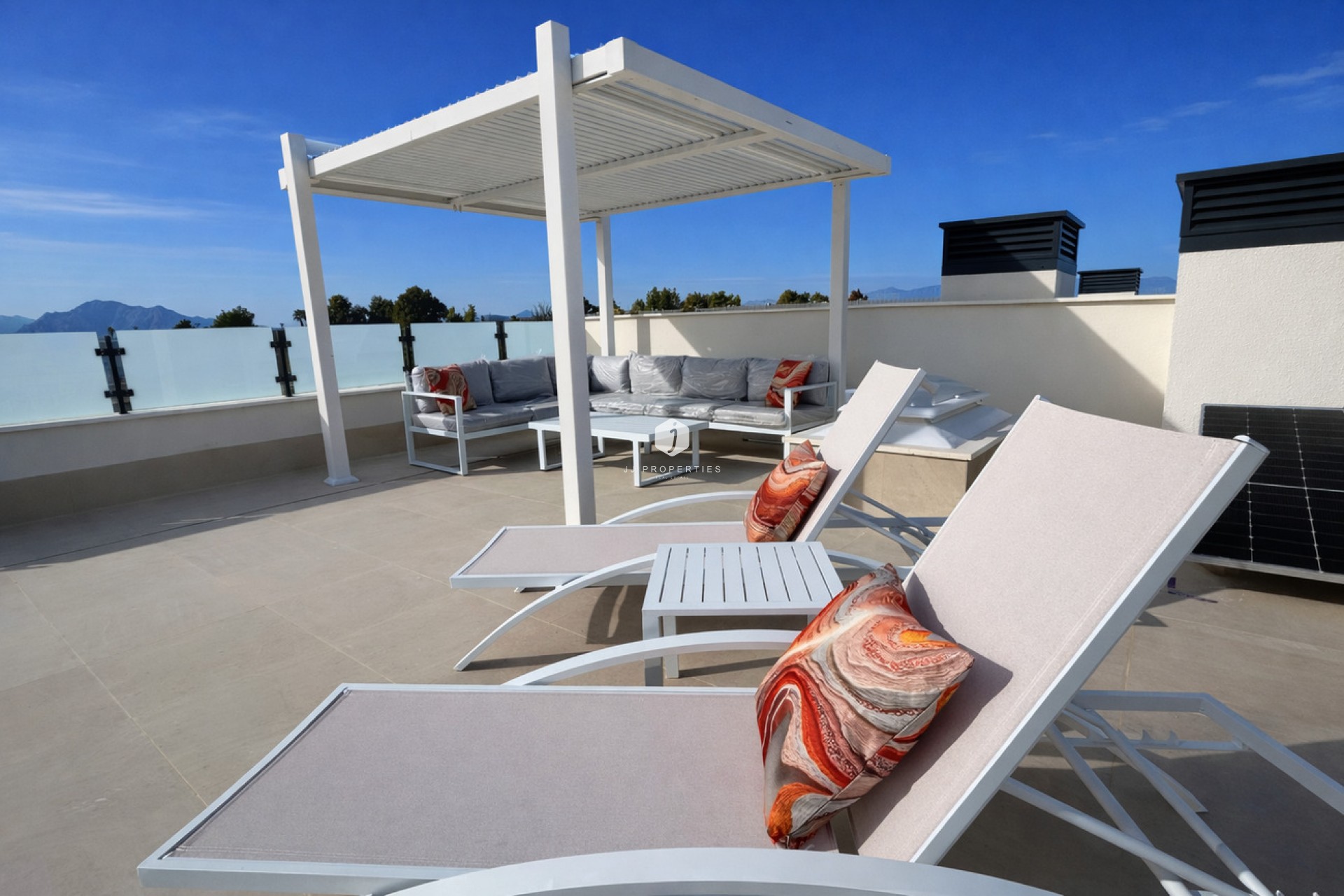 Aus zweiter Hand - Chalet -
Dolores - Costa Blanca