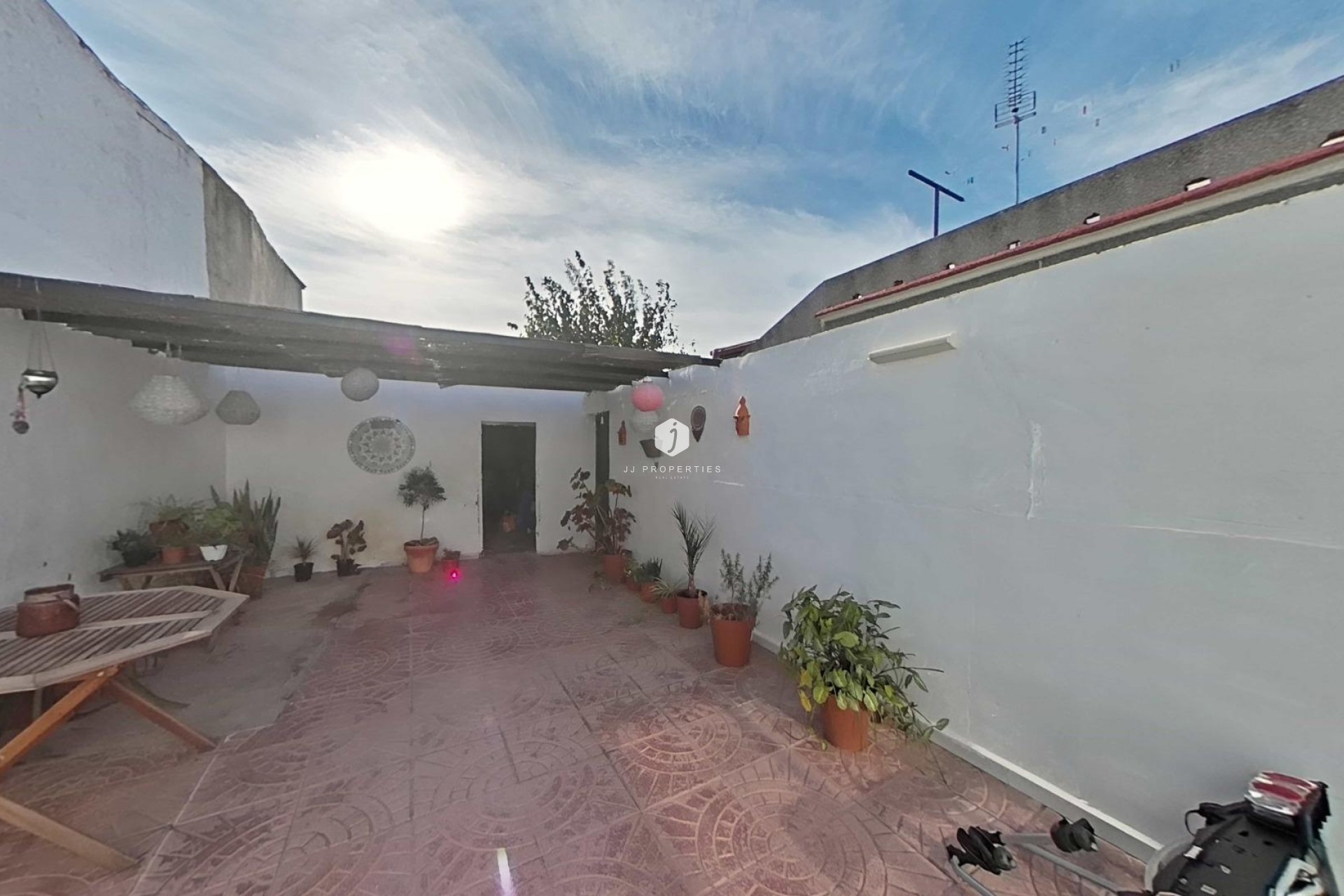 Aus zweiter Hand - Chalet -
Formentera del Segura - Centro