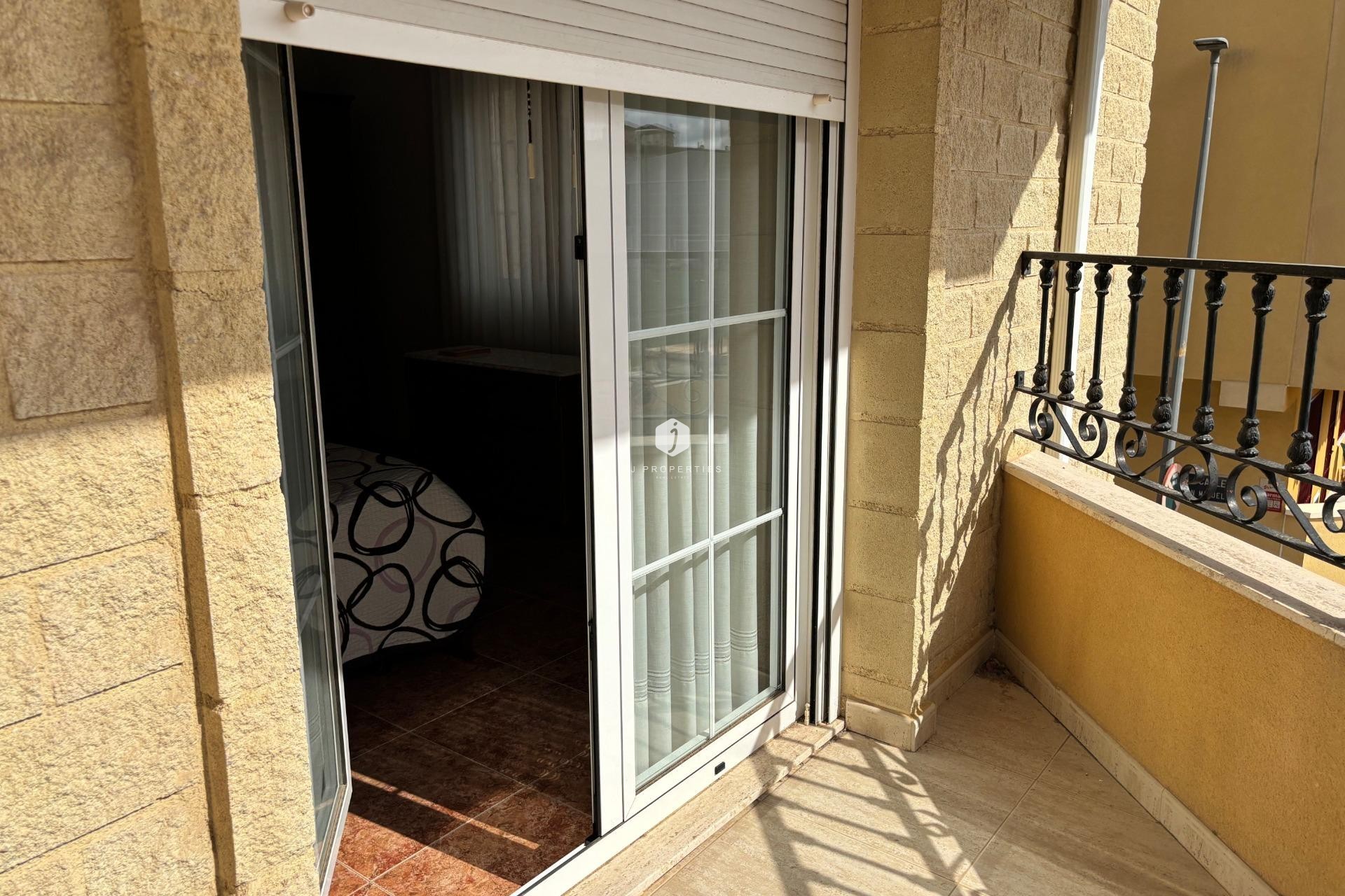 Aus zweiter Hand - Chalet -
Formentera del Segura - Pueblo 5