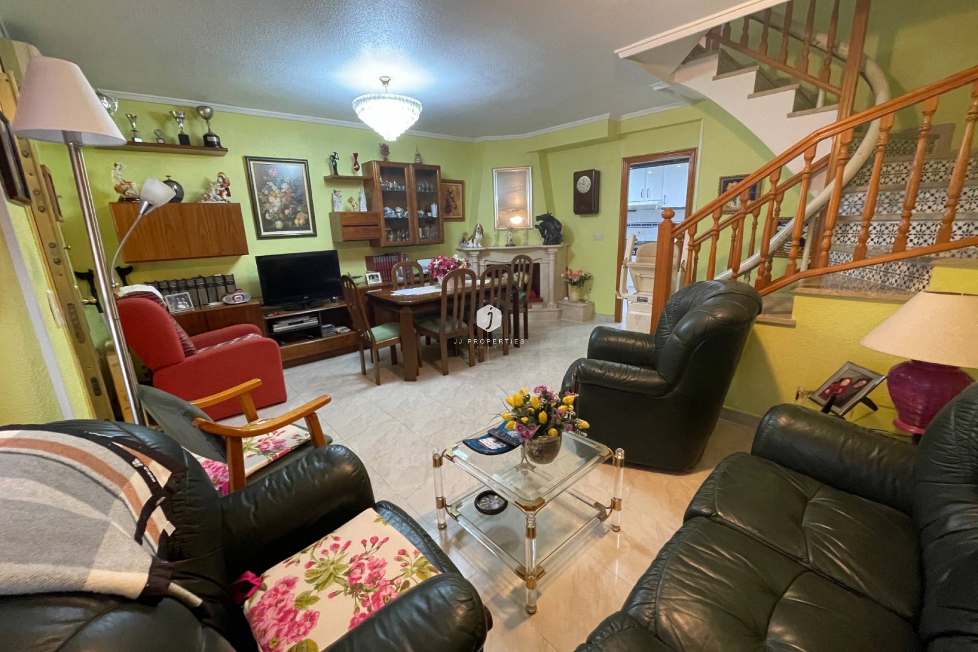 Aus zweiter Hand - Chalet -
Guardamar del Segura - Costa Blanca