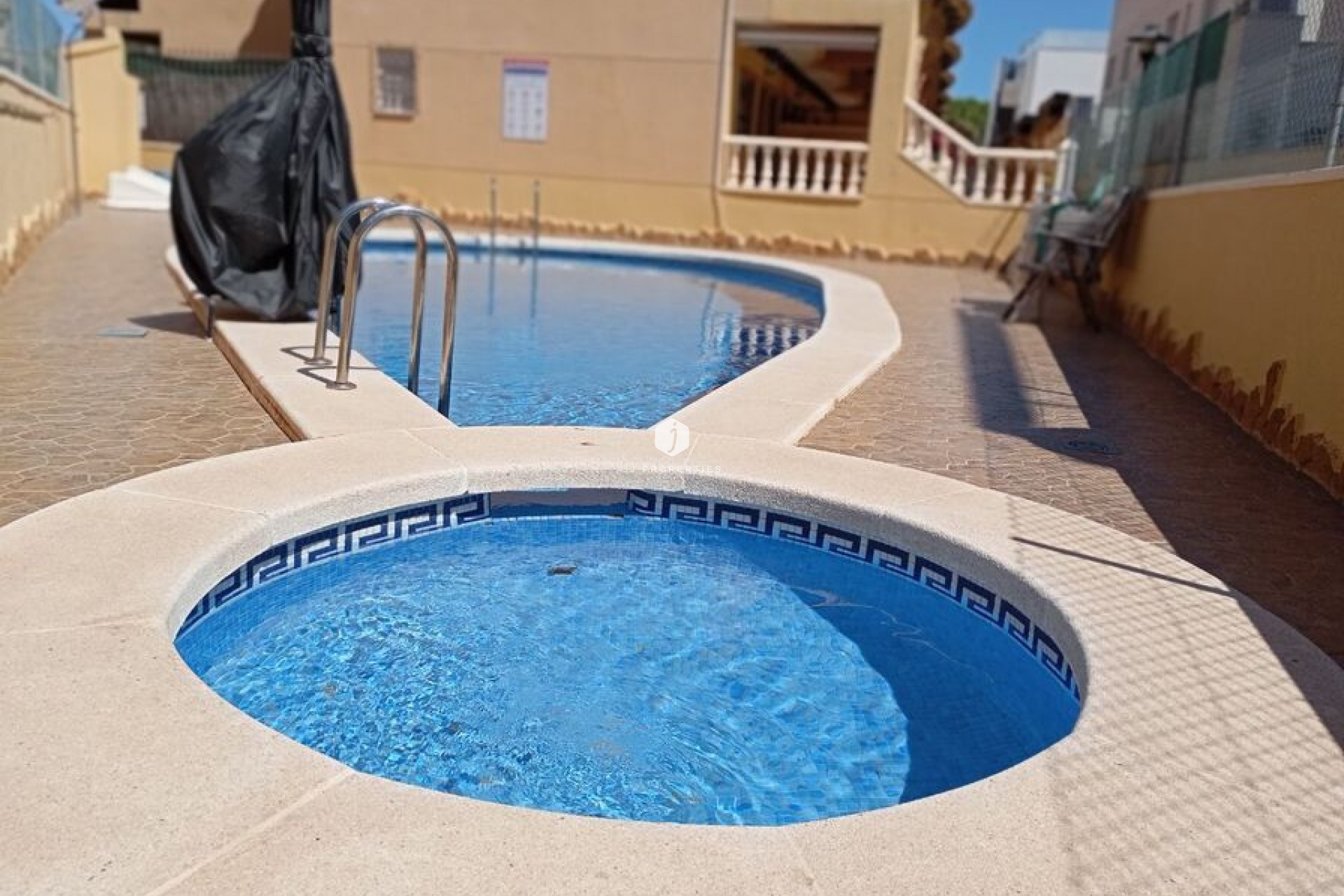 Aus zweiter Hand - Chalet -
Guardamar del Segura - Costa Blanca