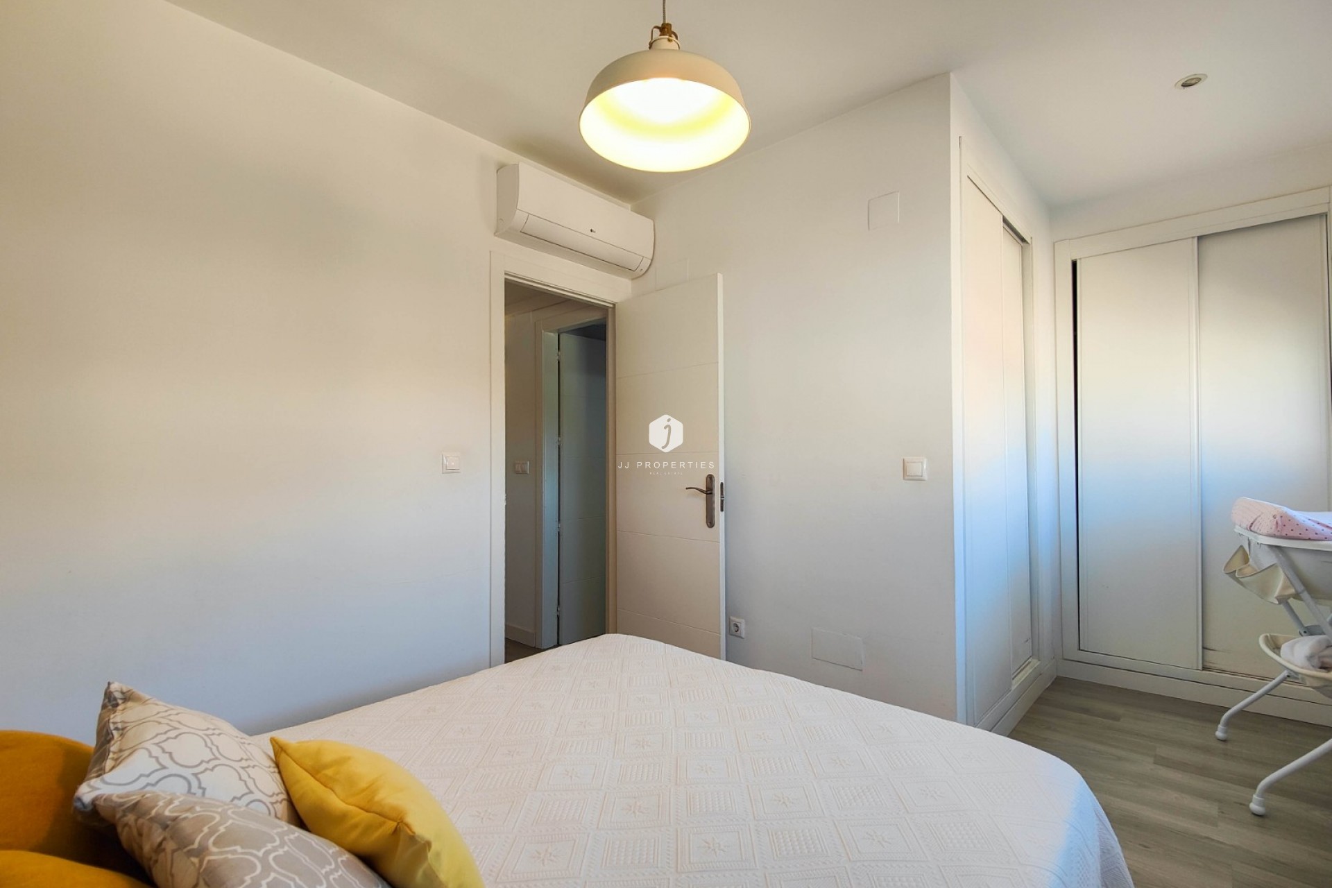 Aus zweiter Hand - Chalet -
Guardamar del Segura - Costa Blanca