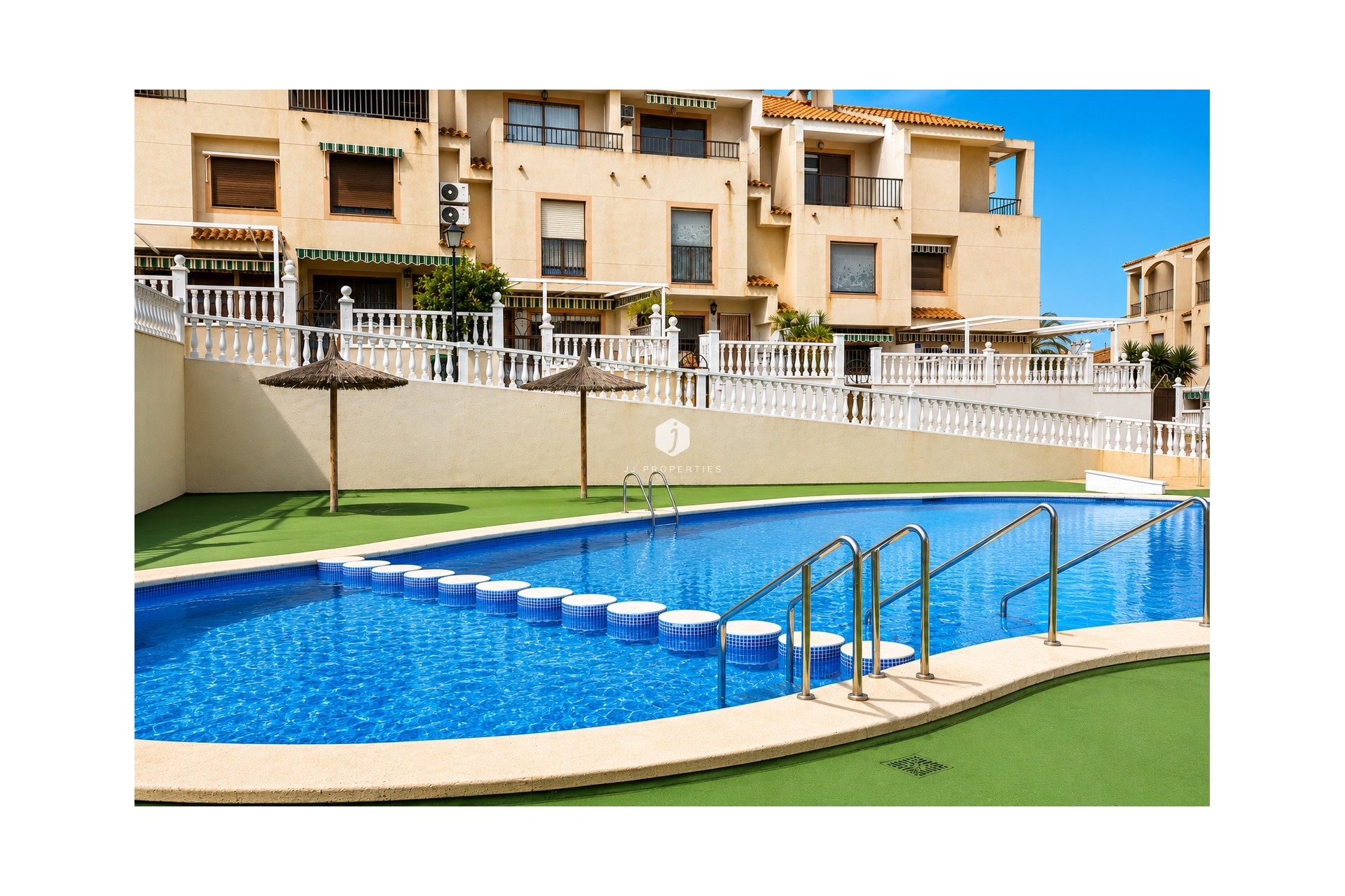Aus zweiter Hand - Chalet -
Guardamar del Segura - Costa Blanca
