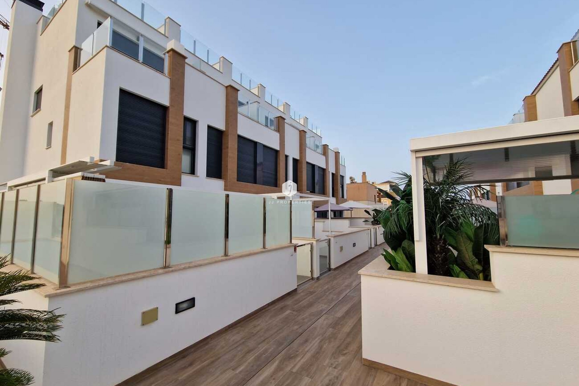 Aus zweiter Hand - Chalet -
Guardamar del Segura - ELS SECONS