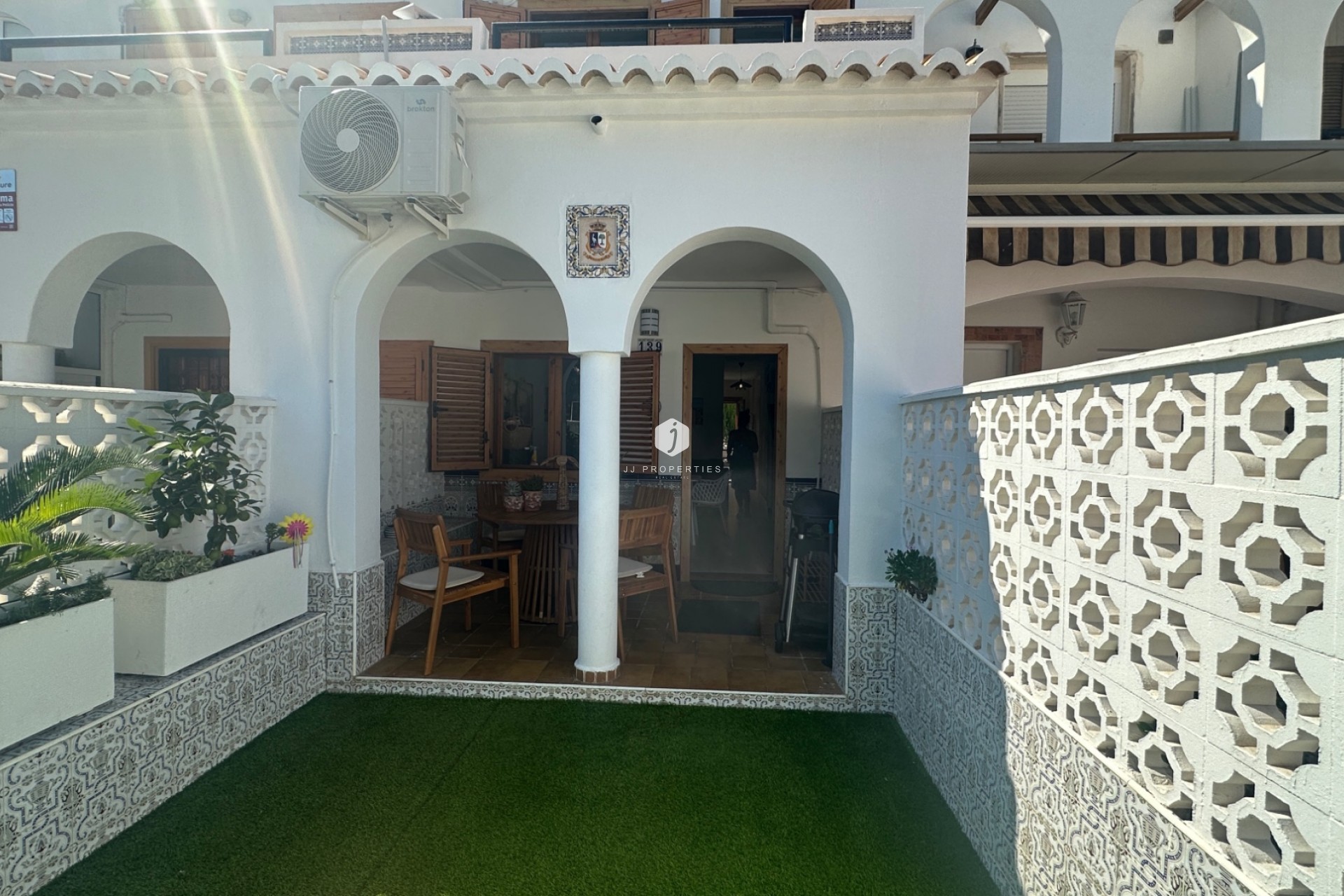 Aus zweiter Hand - Chalet -
La Mata - Costa Blanca