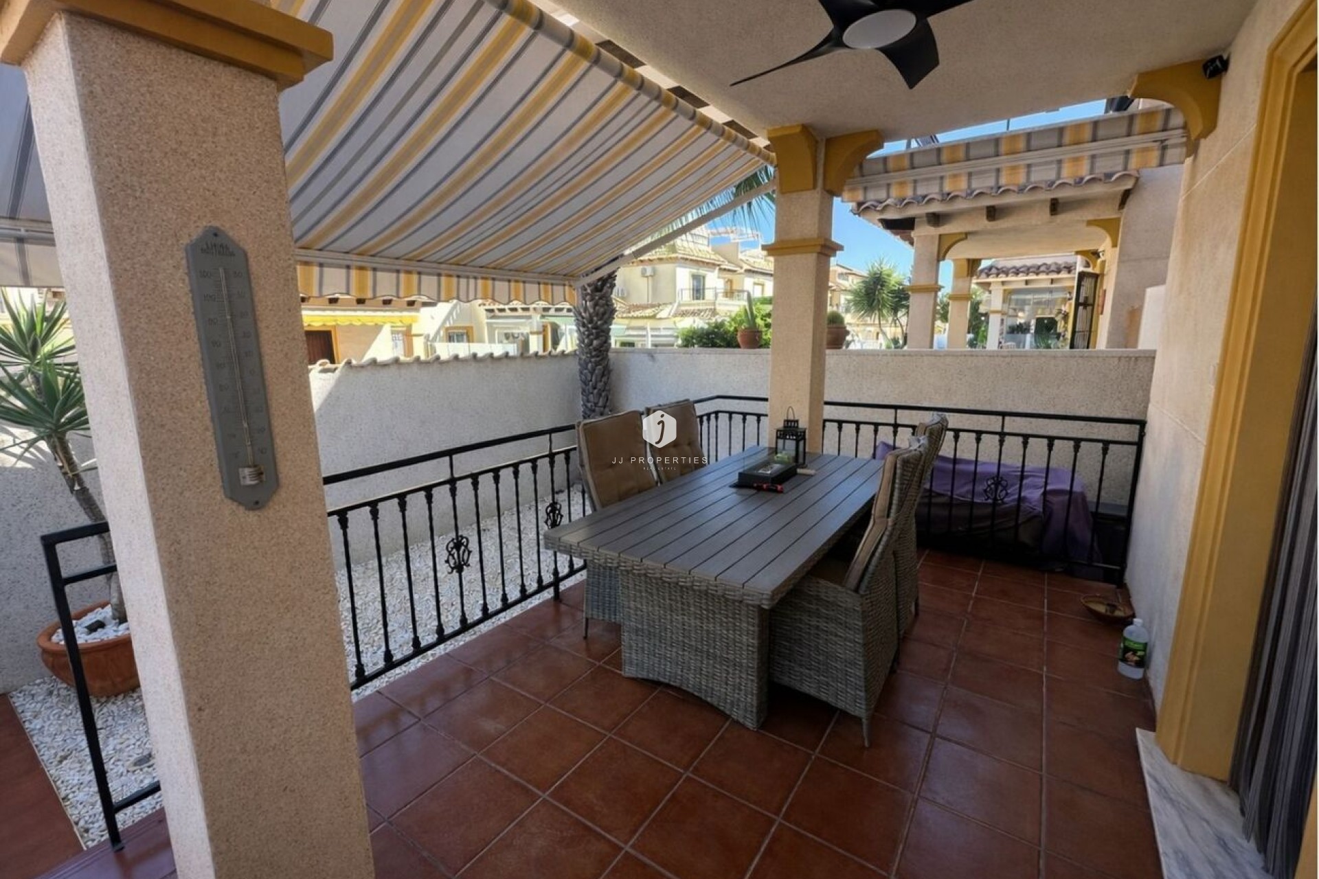 Aus zweiter Hand - Chalet -
La Zenia - Costa Blanca