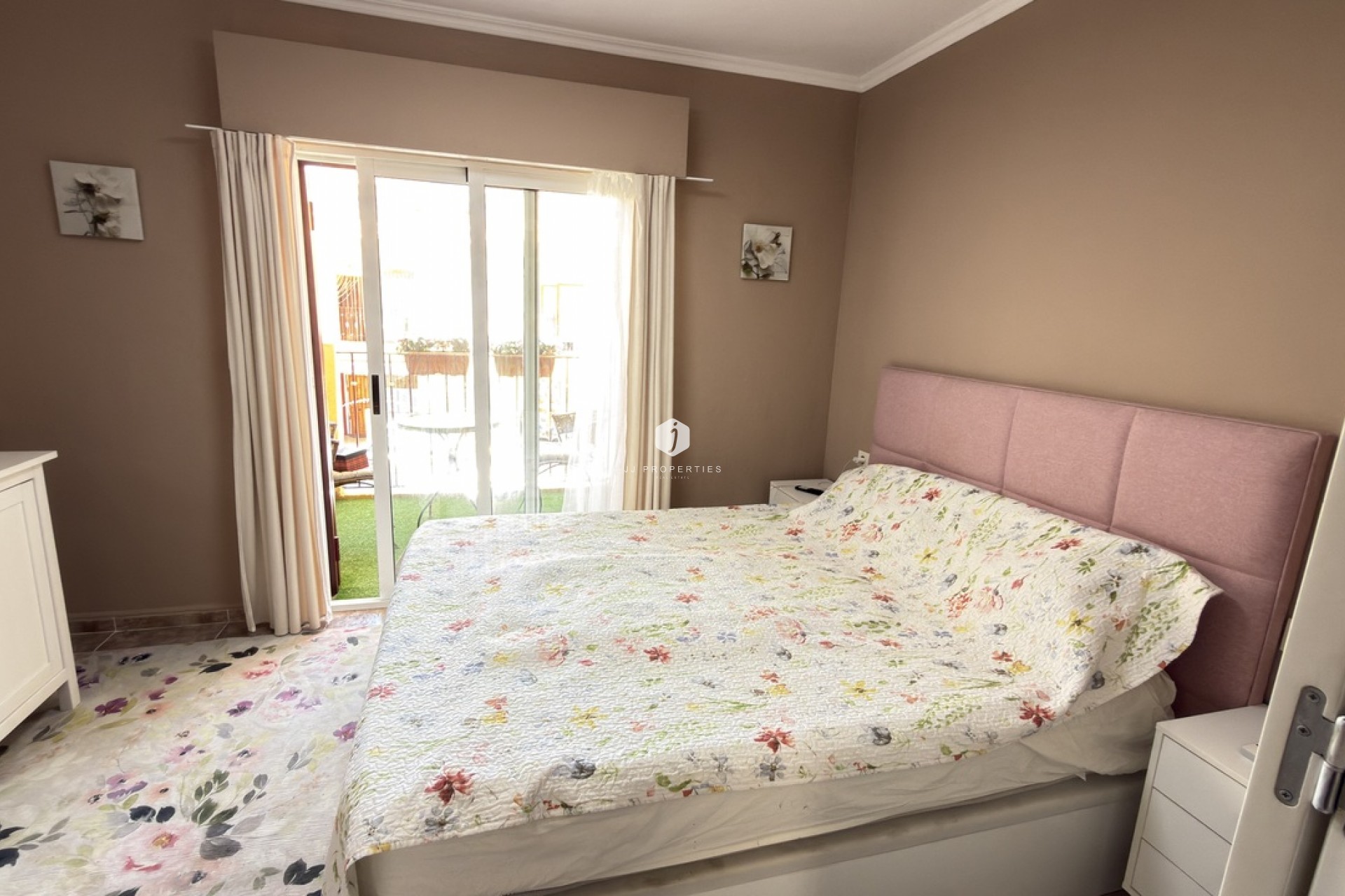 Aus zweiter Hand - Chalet -
La Zenia - Costa Blanca