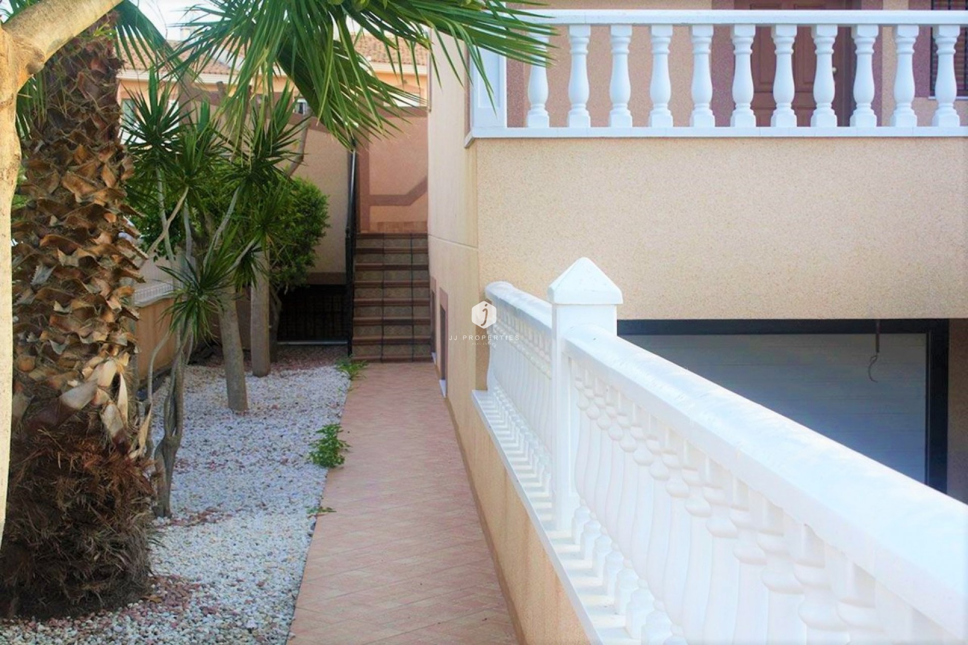 Aus zweiter Hand - Chalet -
Los Altos - Costa Blanca