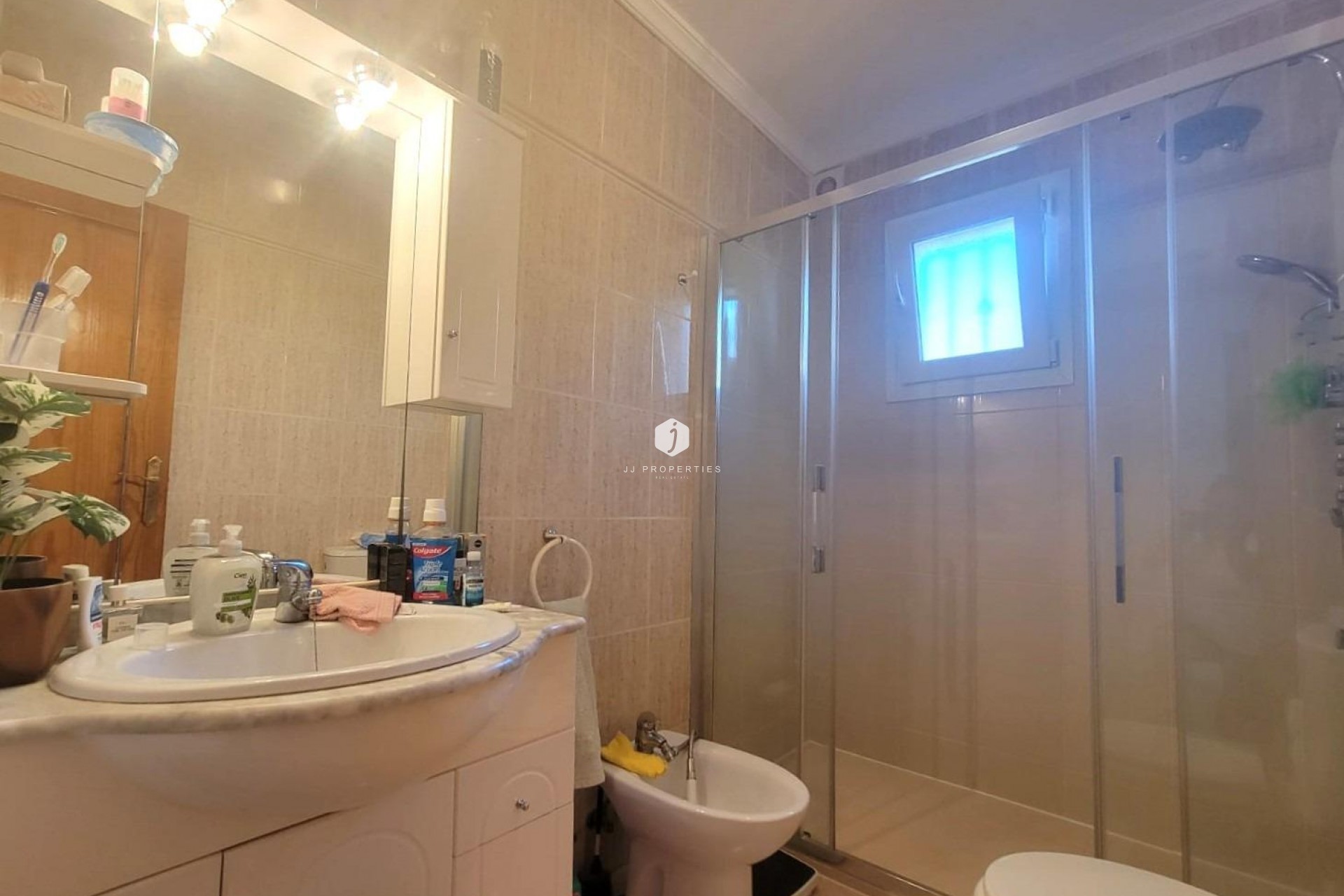 Aus zweiter Hand - Chalet -
Los Montesinos - Los Montesinos - Urb. La Herrada