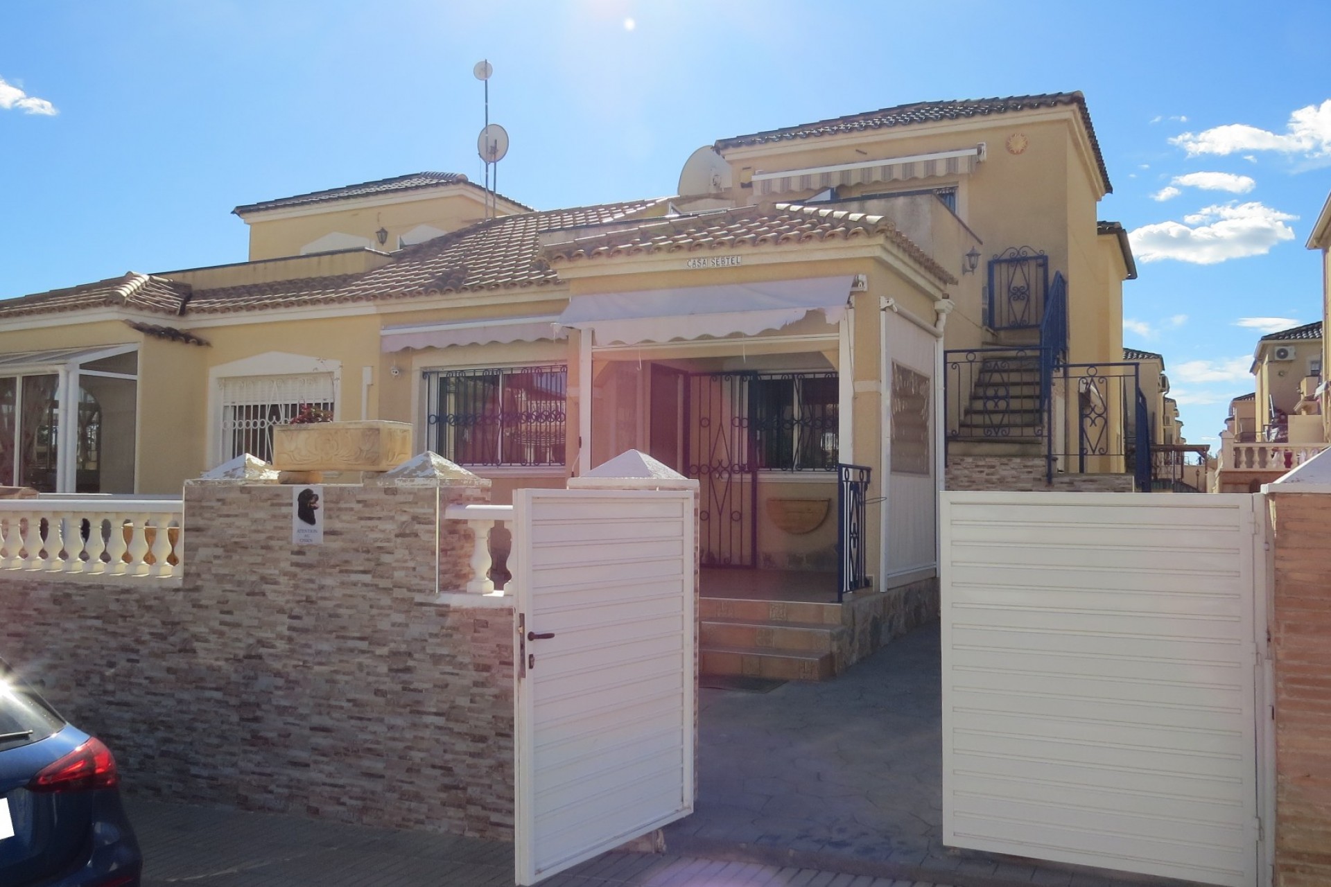 Aus zweiter Hand - Chalet -
Orihuela Costa - Costa Blanca