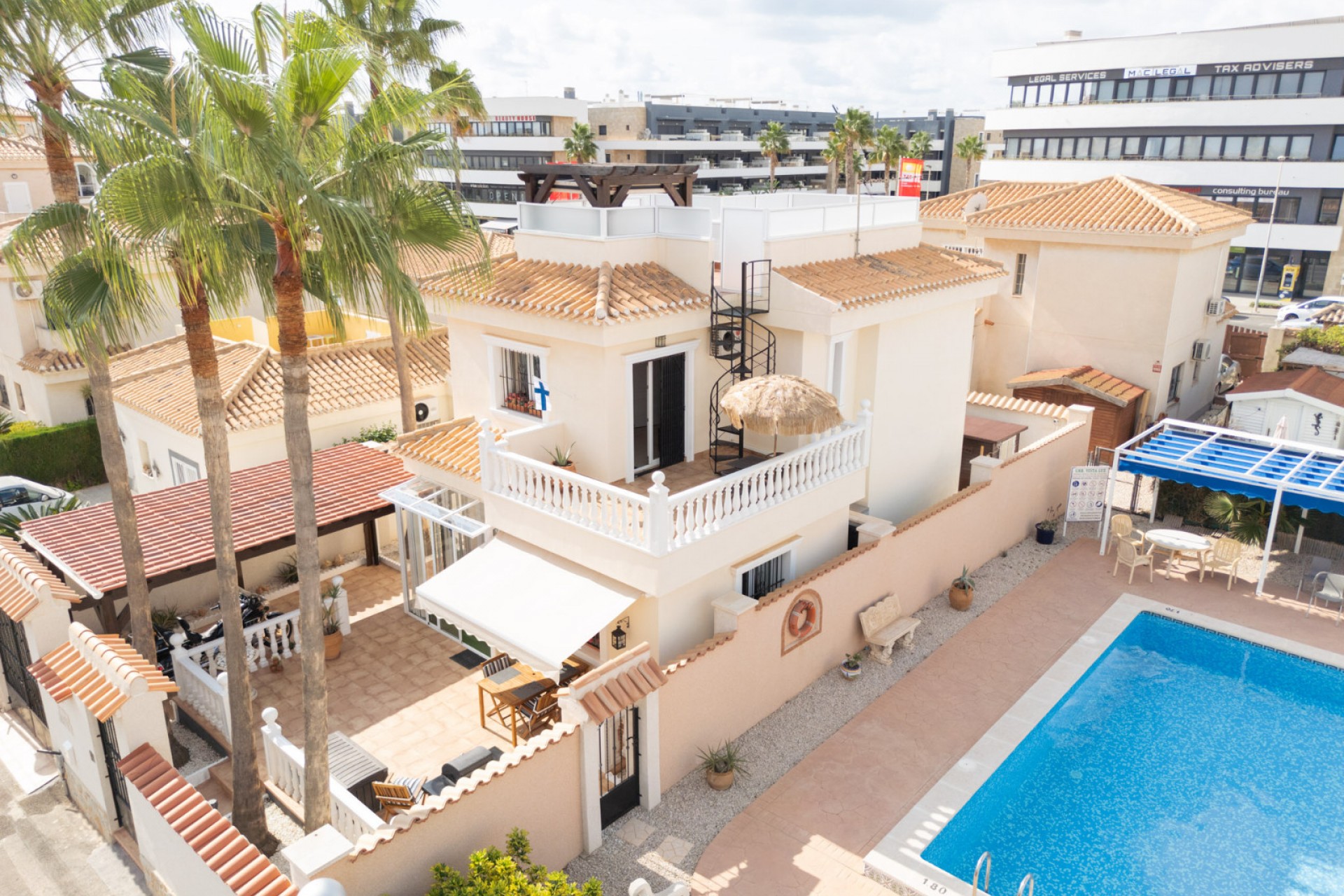 Aus zweiter Hand - Chalet -
Orihuela Costa - Costa Blanca